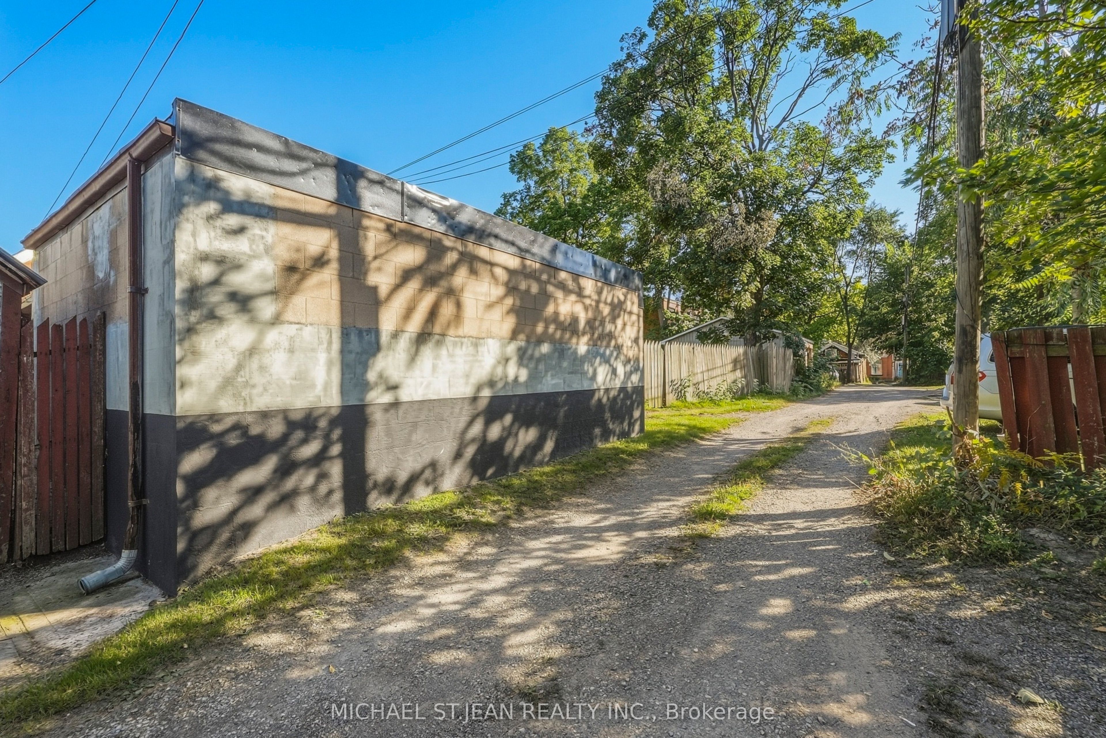 84 West Avenue S Property Photo 50
