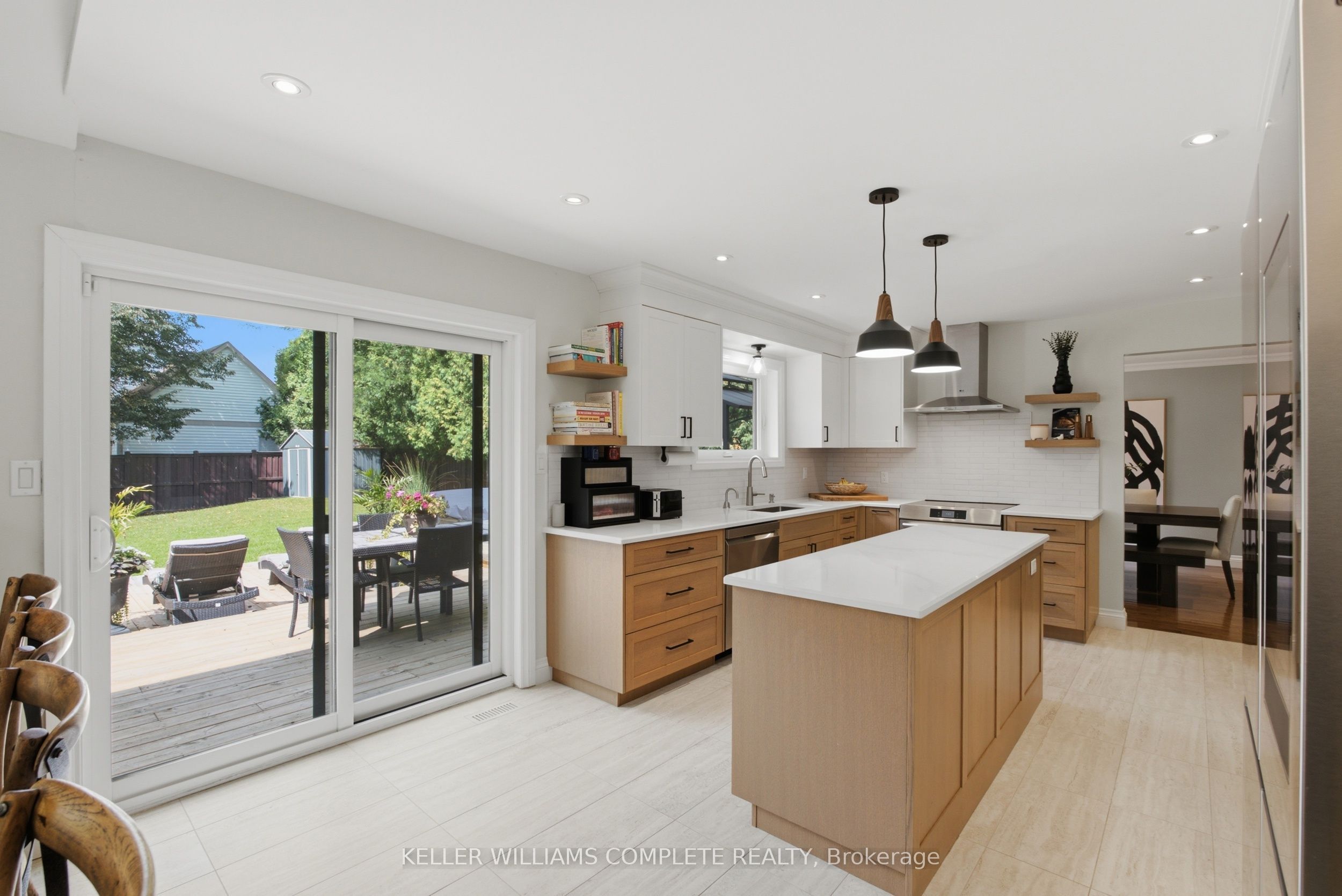 27 John Martin Crescent Property Photo 11