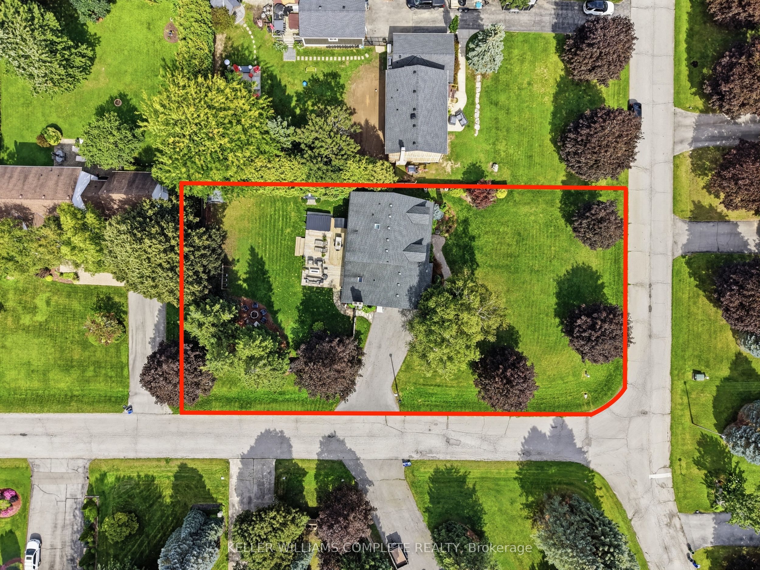 27 John Martin Crescent Property Photo 50