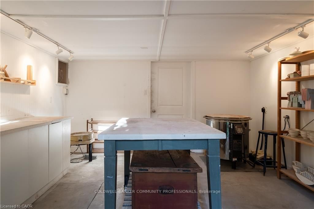 29 Steven Street Property Photo 31