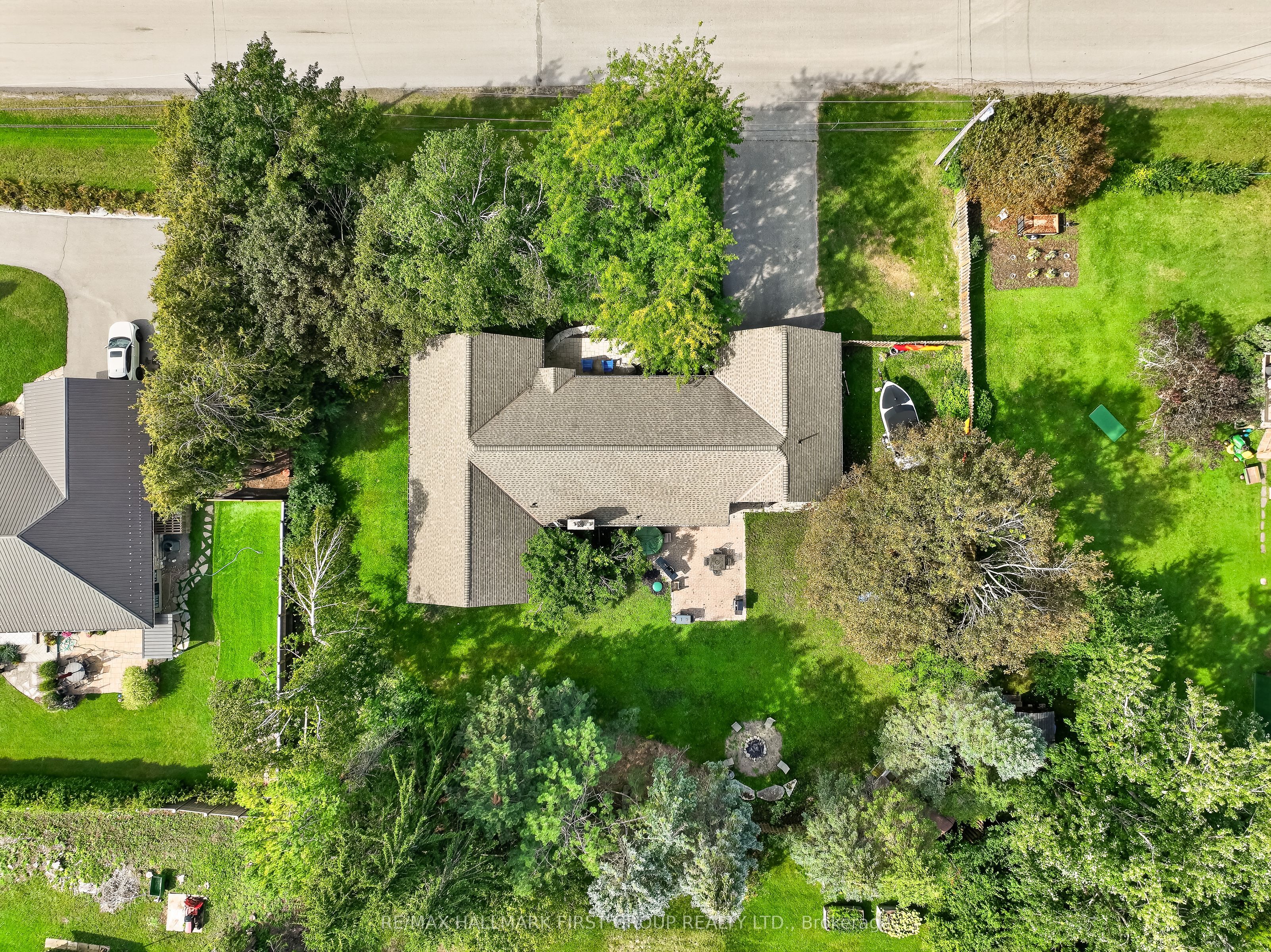 1887 Campbell Avenue Property Photo 3