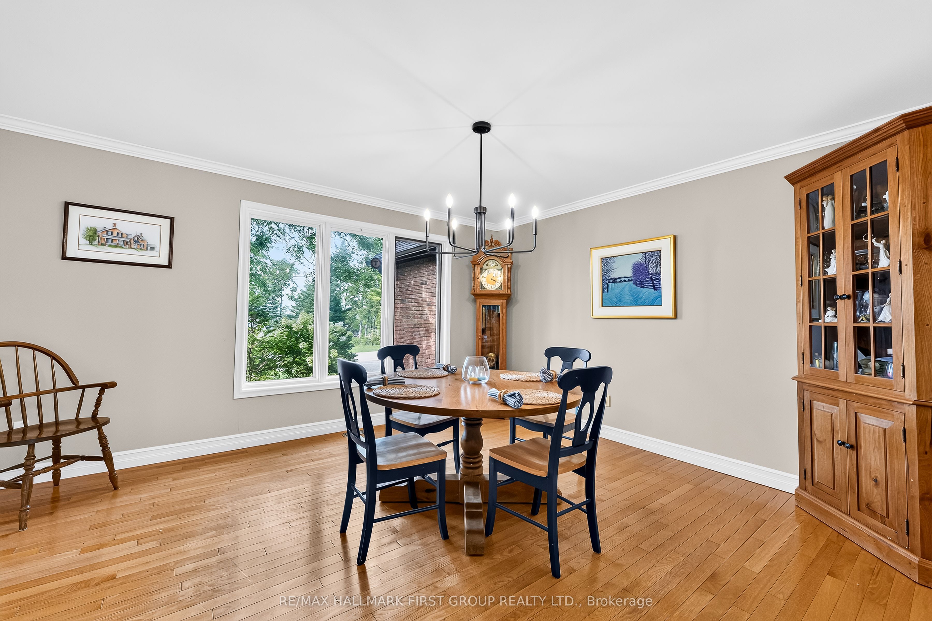 1887 Campbell Avenue Property Photo 13