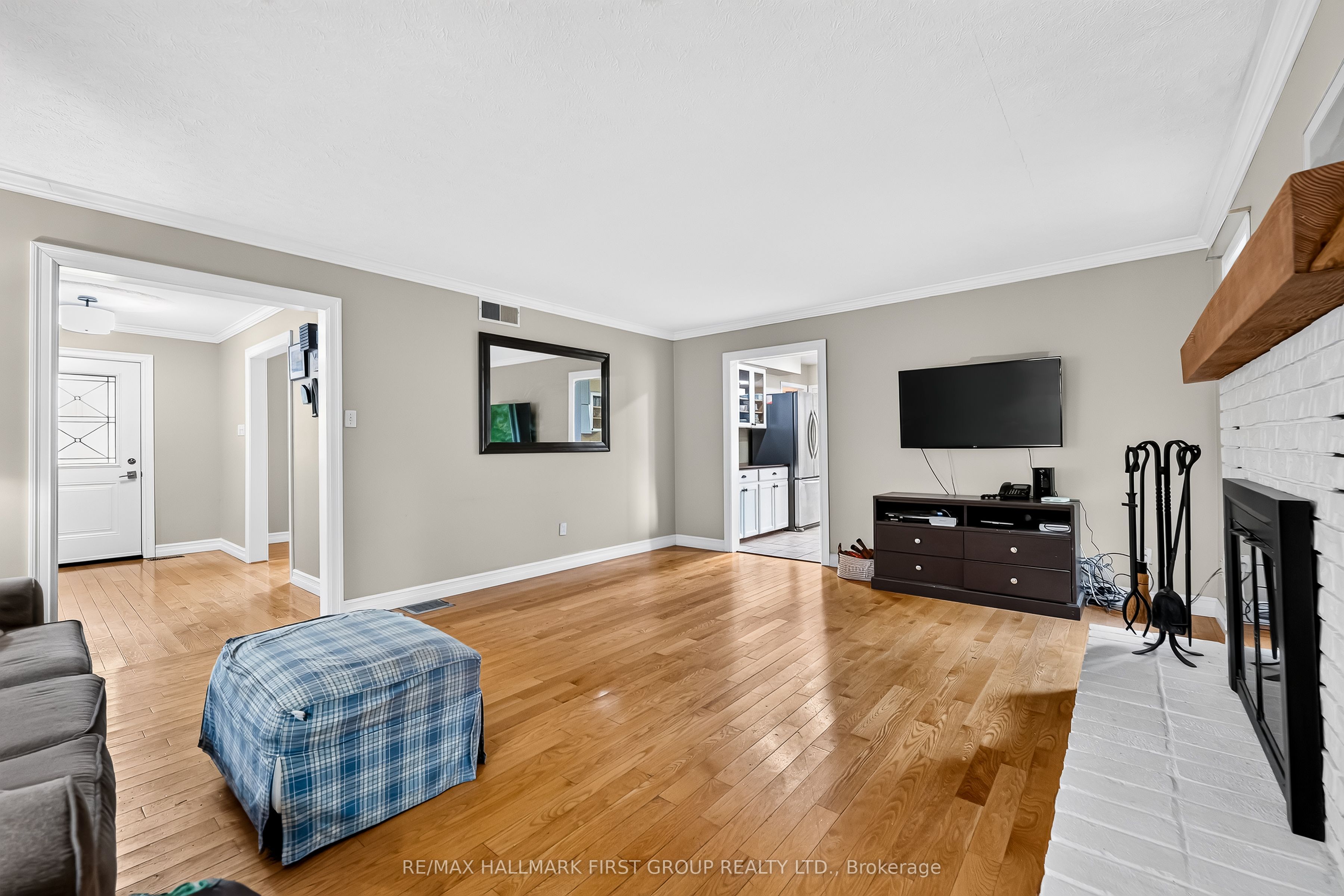 1887 Campbell Avenue Property Photo 14