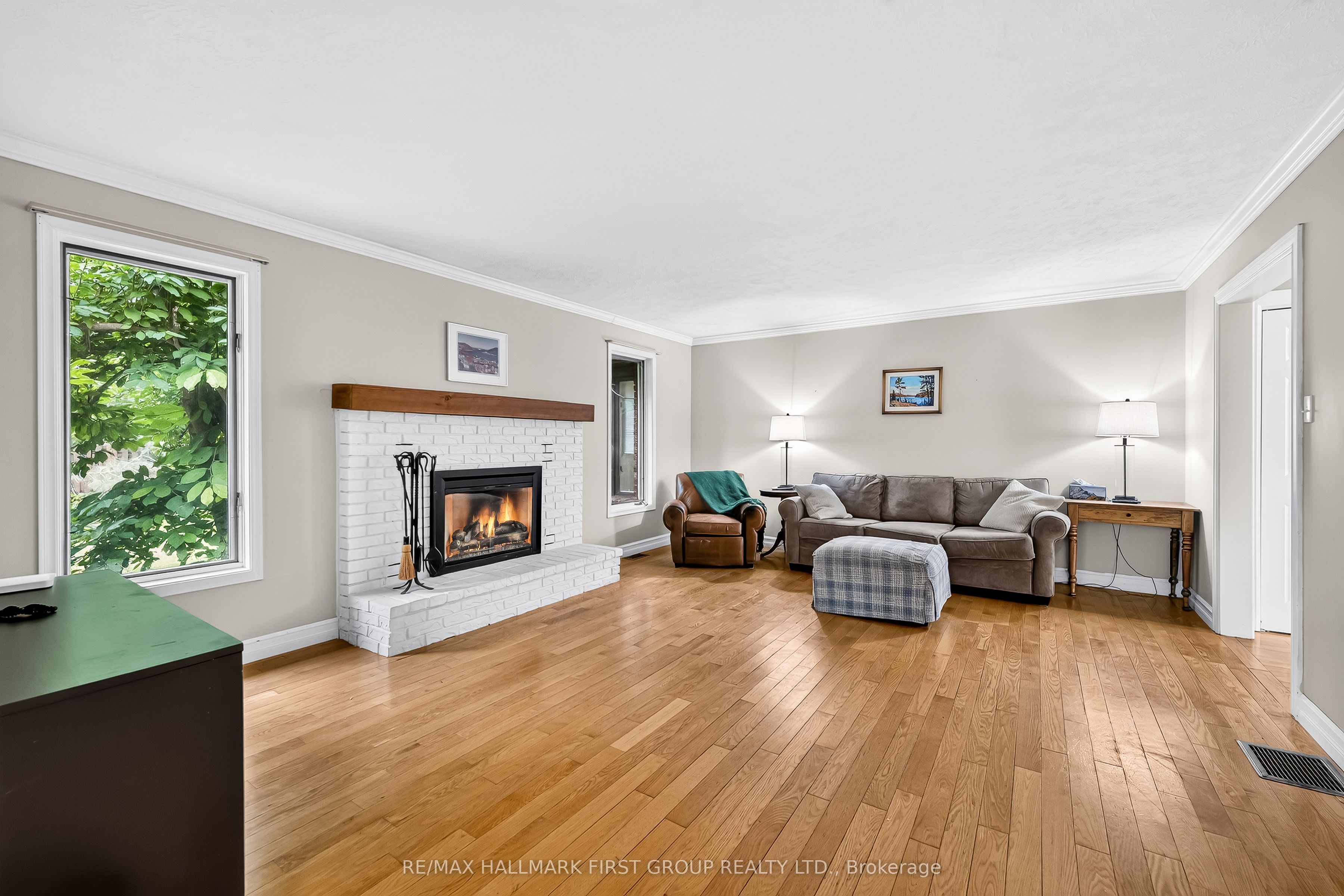 1887 Campbell Avenue Property Photo 15