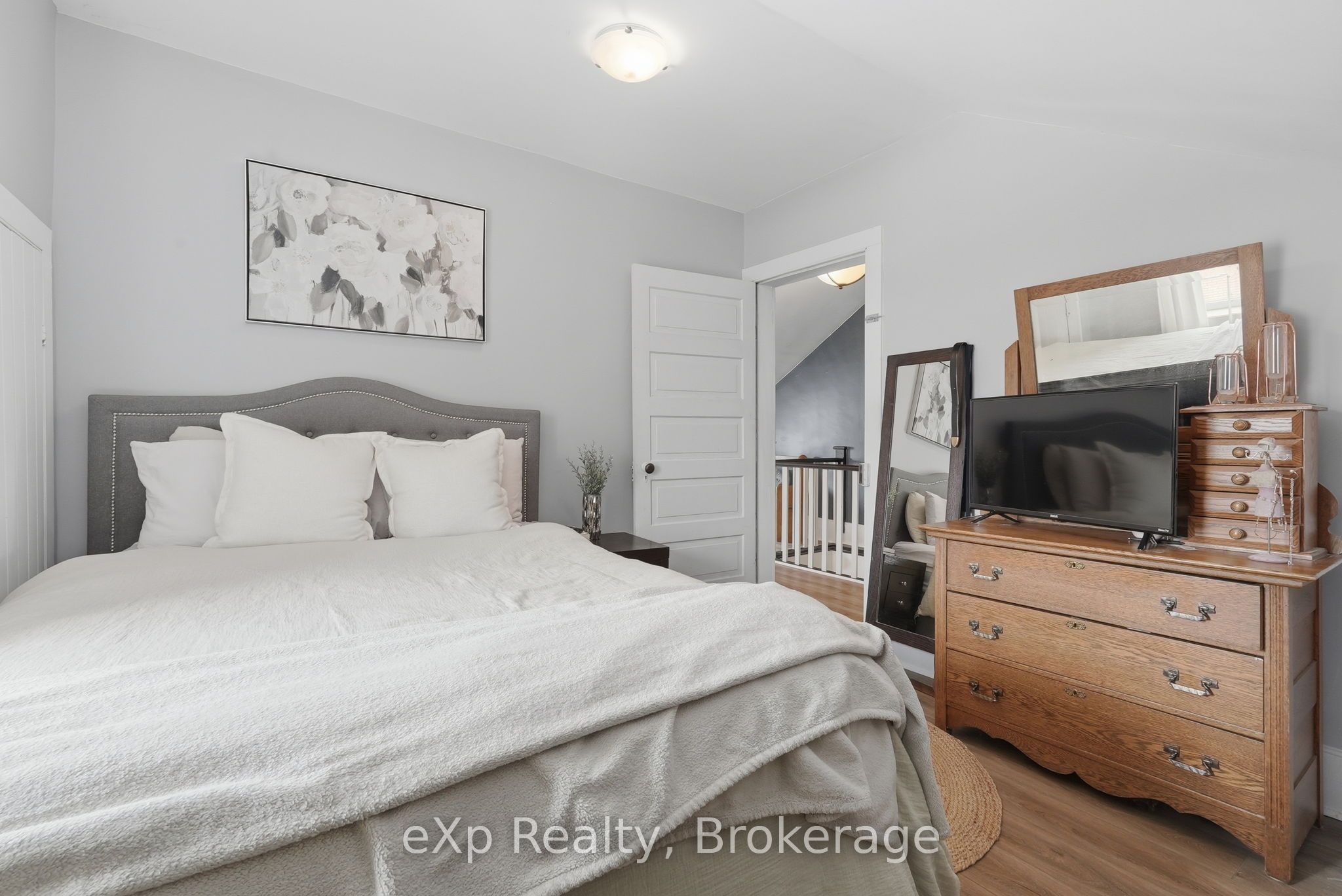 255 Waterloo Street Property Photo 27