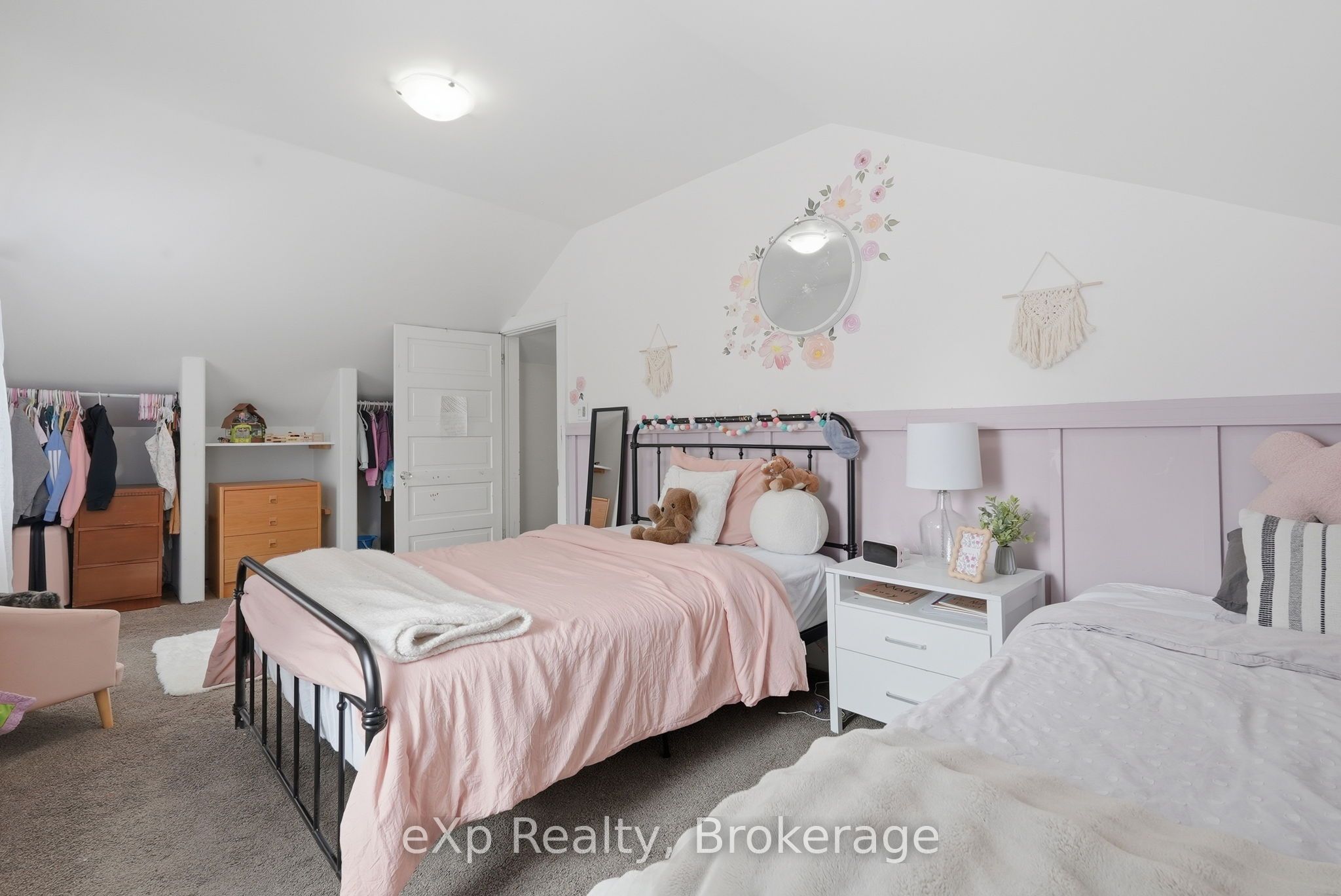255 Waterloo Street Property Photo 30