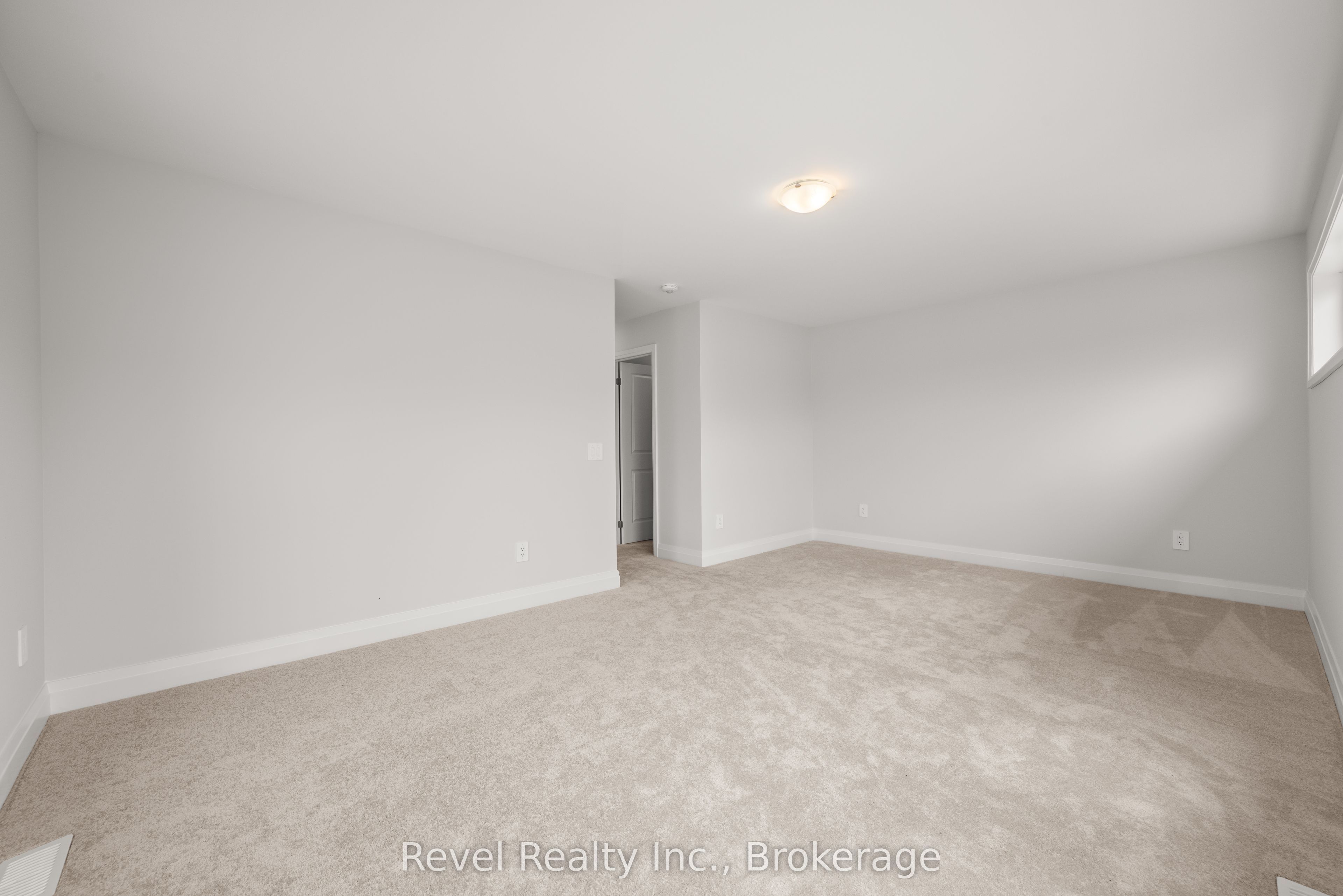 1 Keenan Street Property Photo 25
