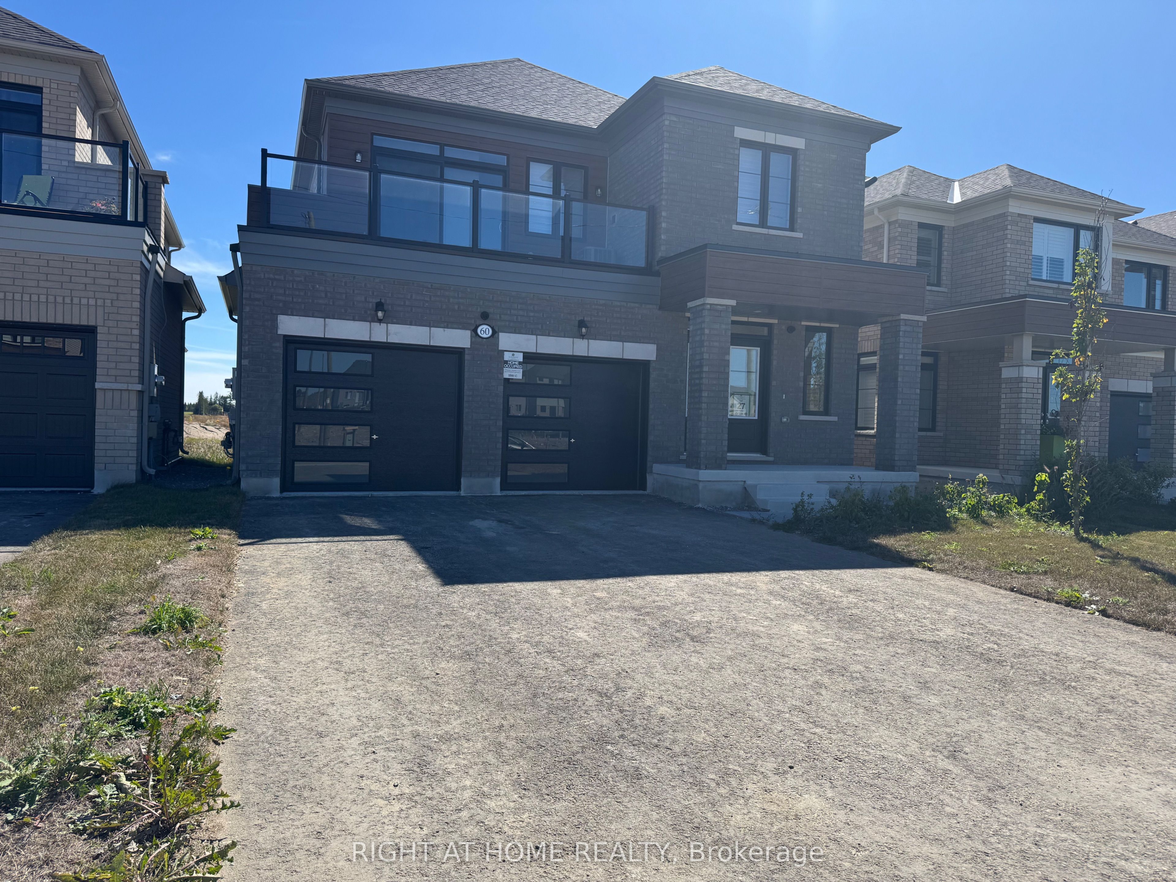 60 Debois Street Main Property Photo 5