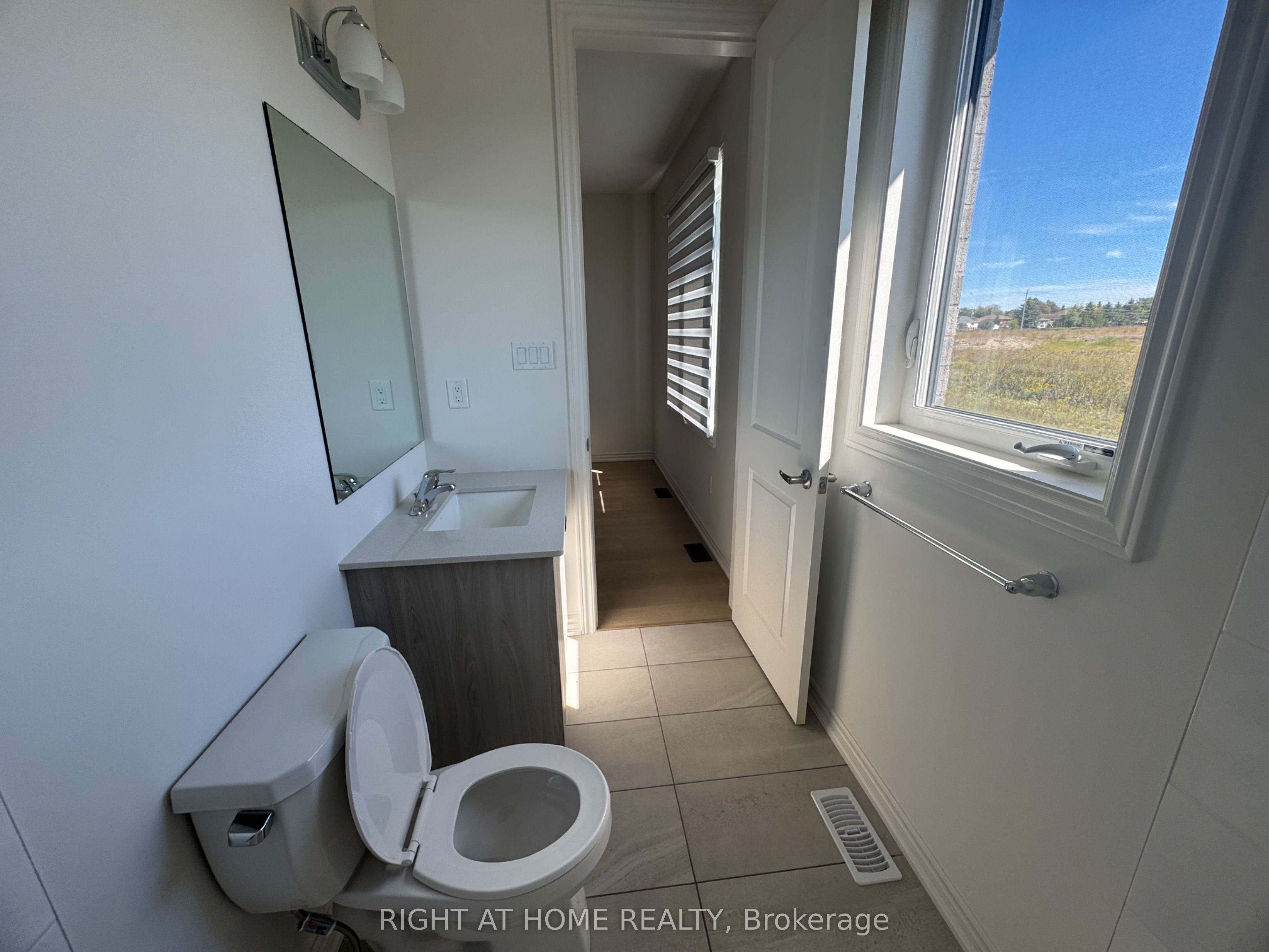 60 Debois Street Main Property Photo 28