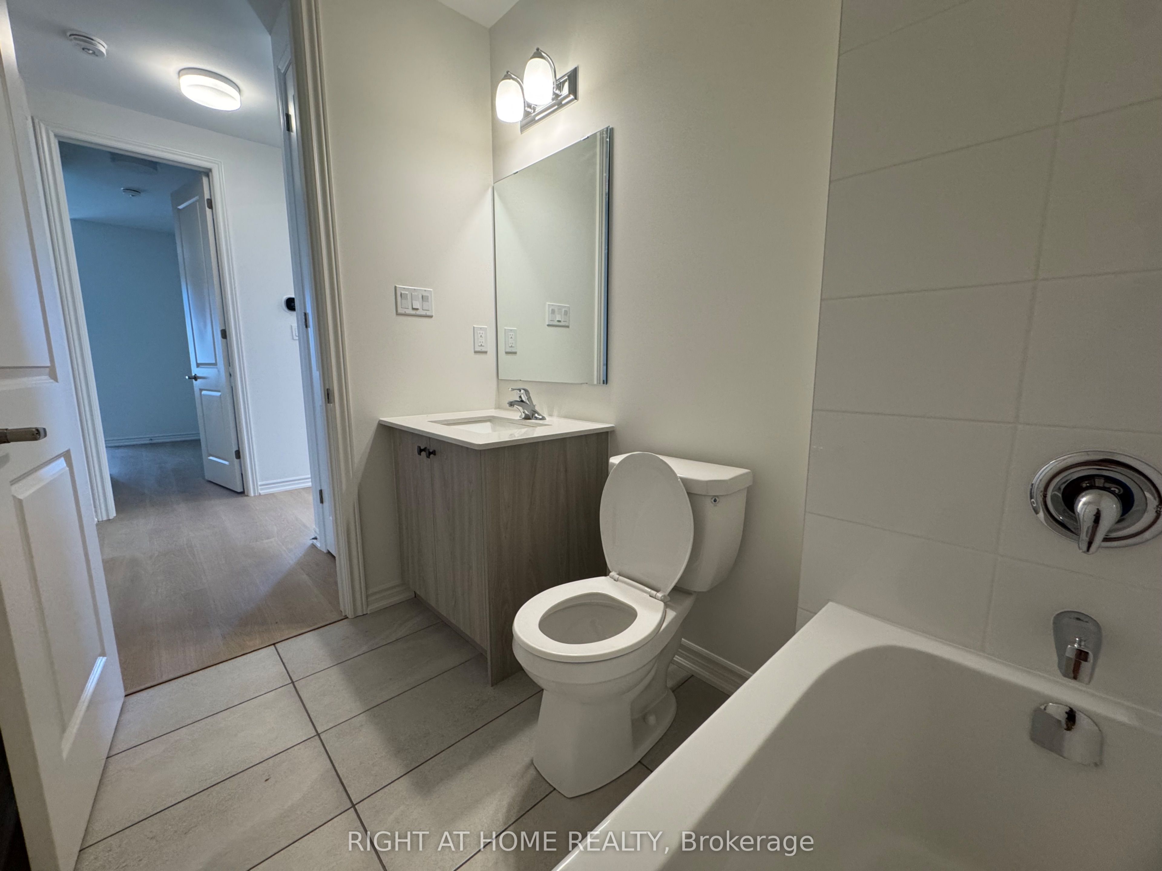 60 Debois Street Main Property Photo 37