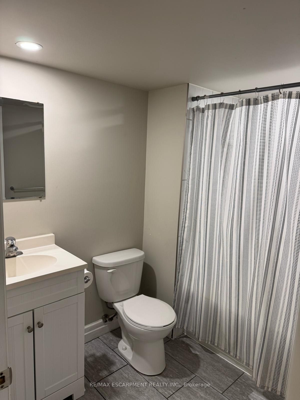 56 Siebert Avenue 2 Property Photo 6