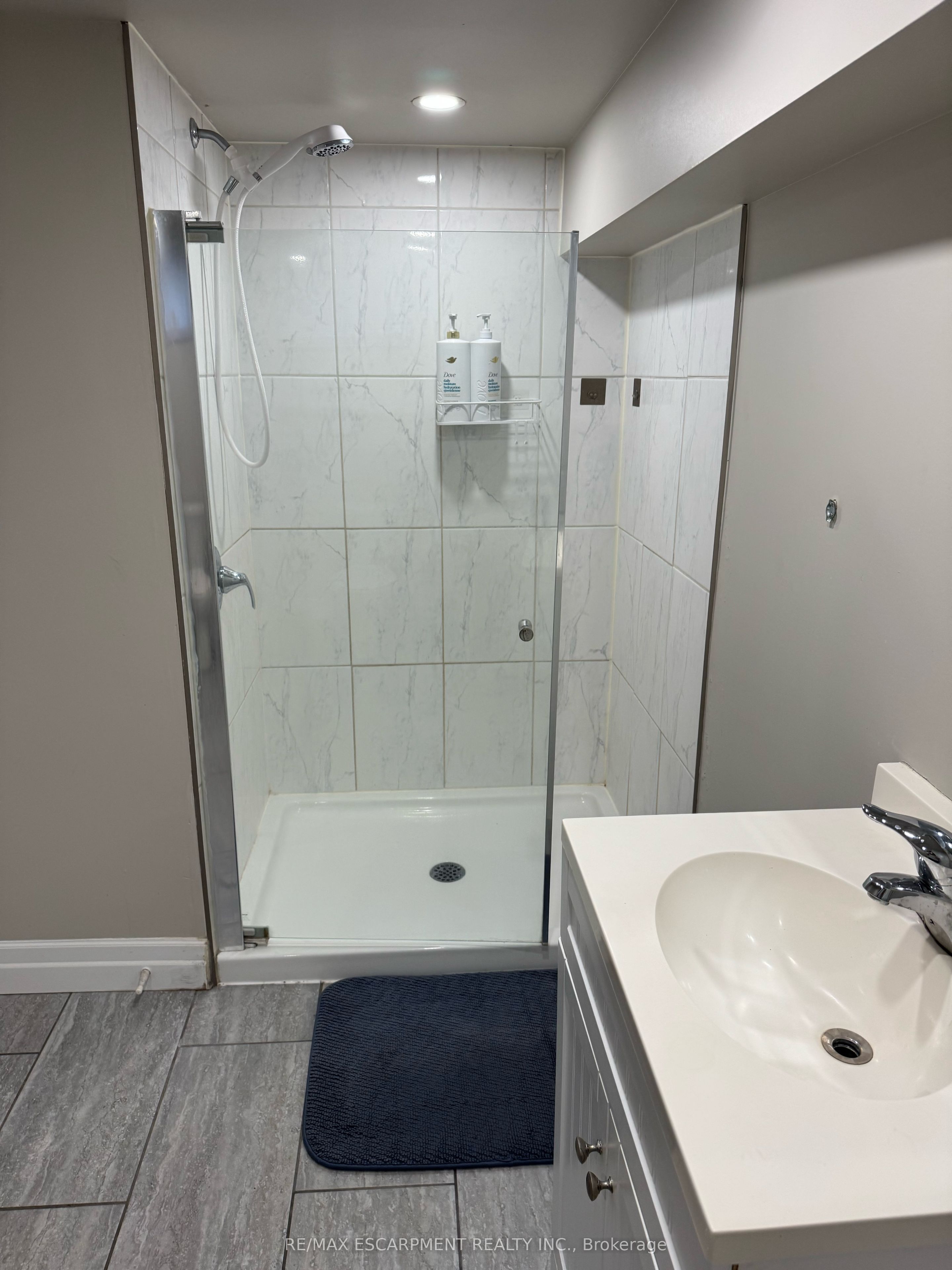 56 Siebert Avenue 2 Property Photo 7