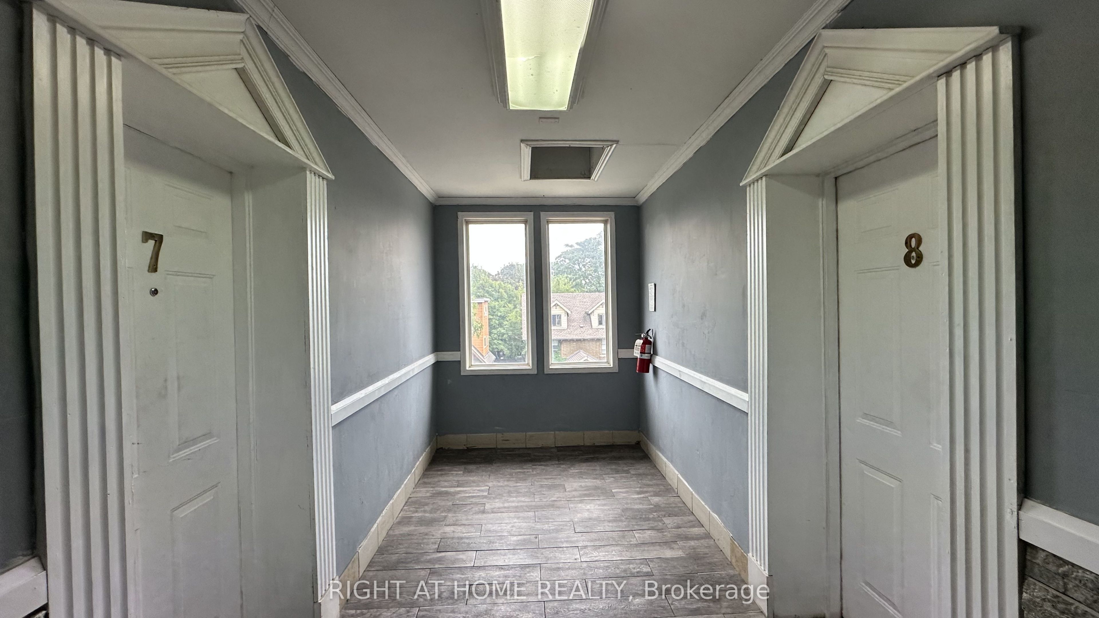 84 Proctor Boulevard Property Photo 2