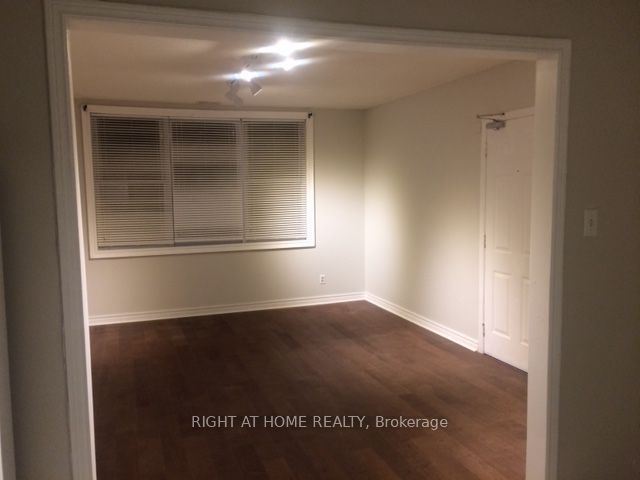 84 Proctor Boulevard Property Photo 8