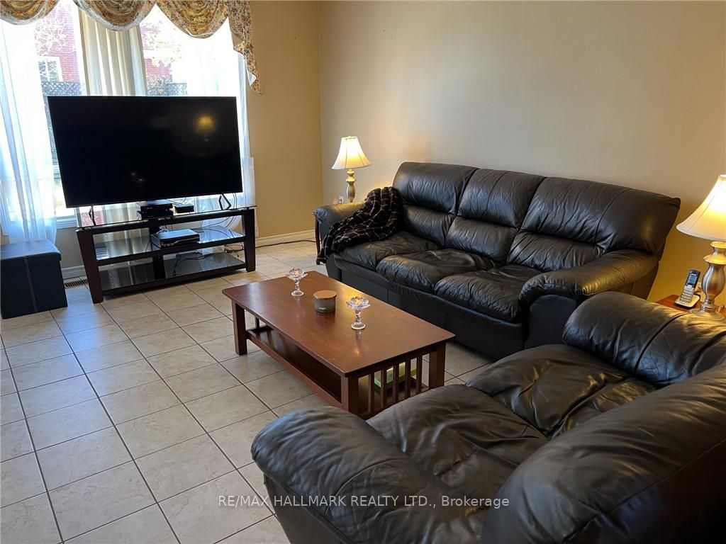 108 Broughton Avenue Property Photo 8