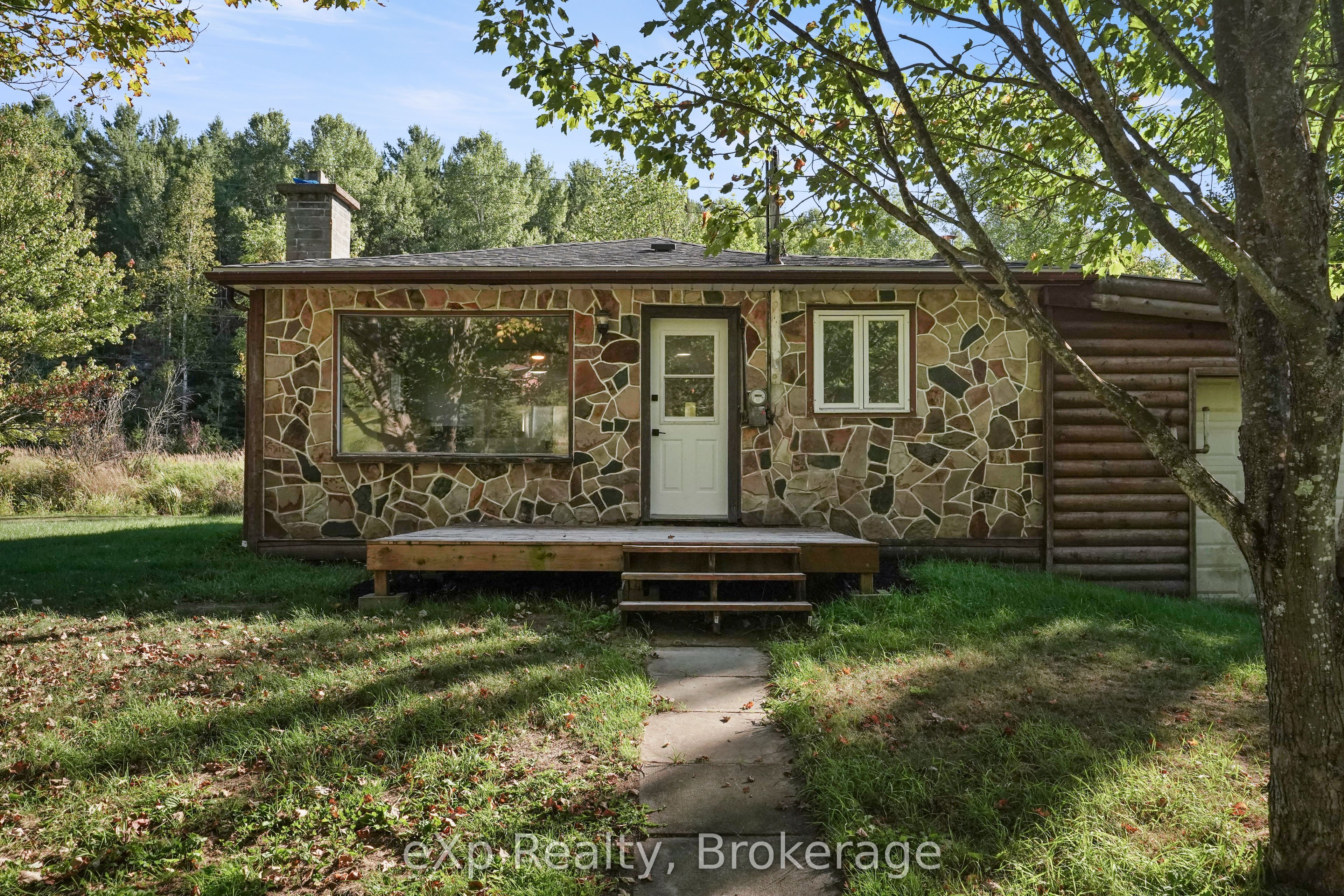 5700 17 Highway Property Photo 2