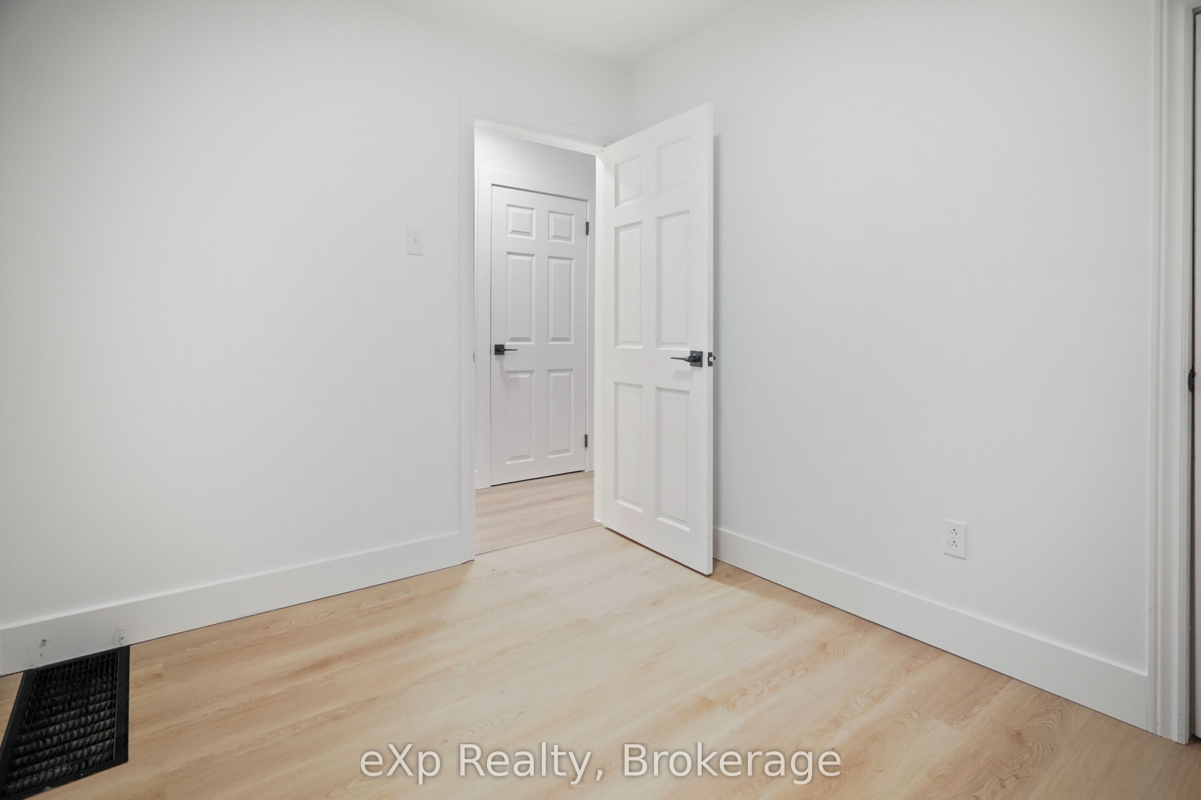 5700 17 Highway Property Photo 22