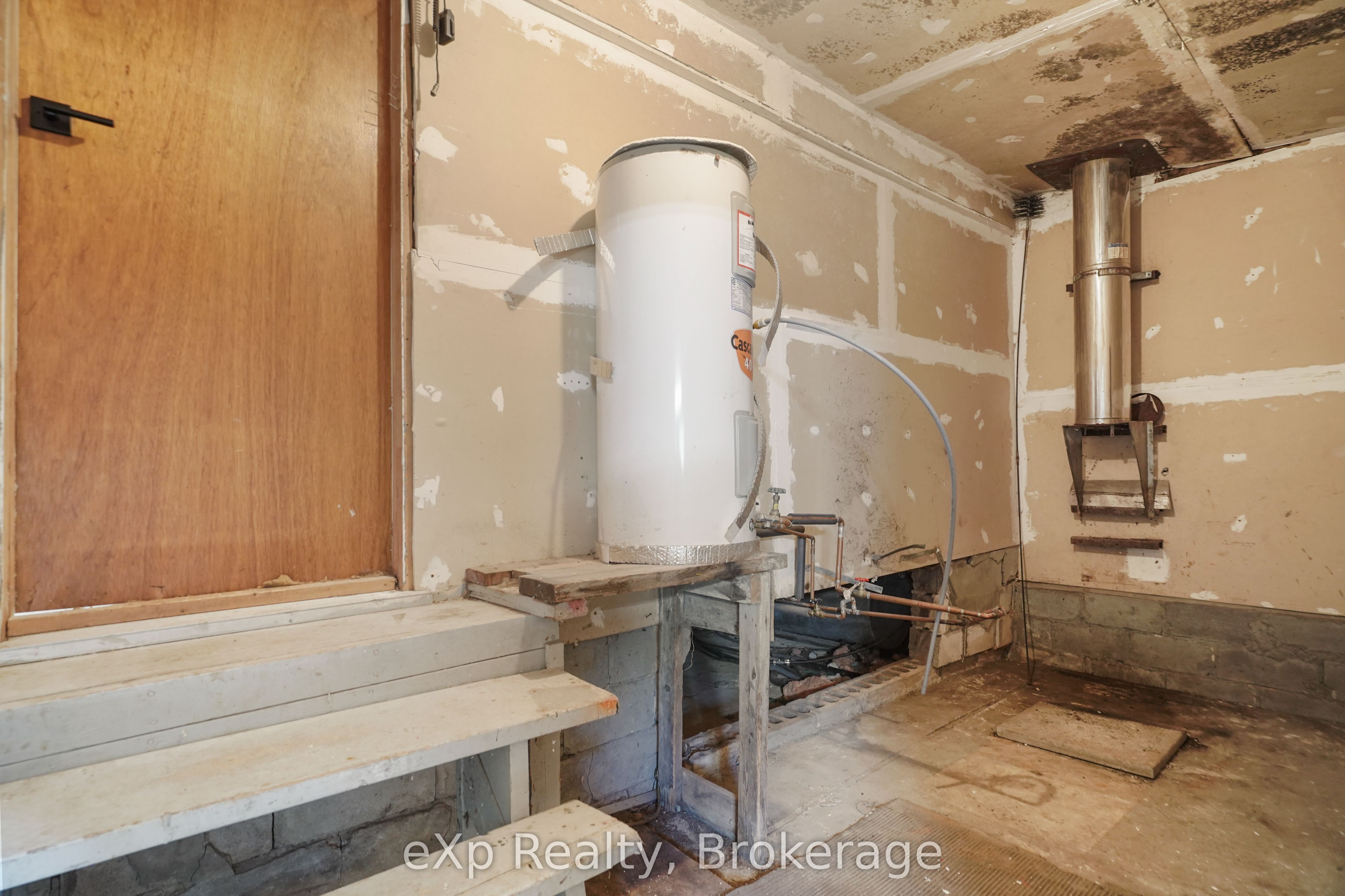 5700 17 Highway Property Photo 33