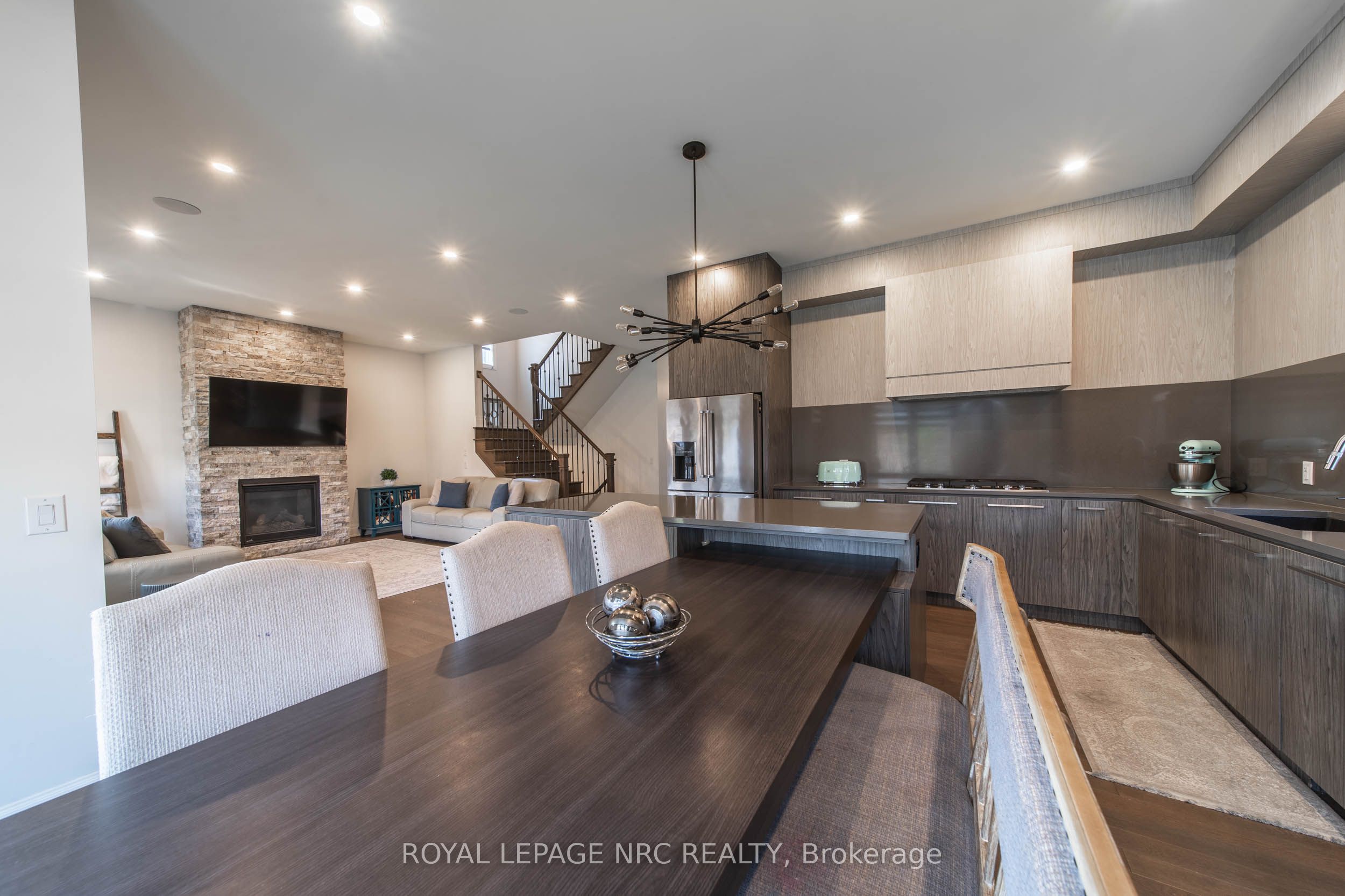 5 Autumn Avenue Property Photo 9