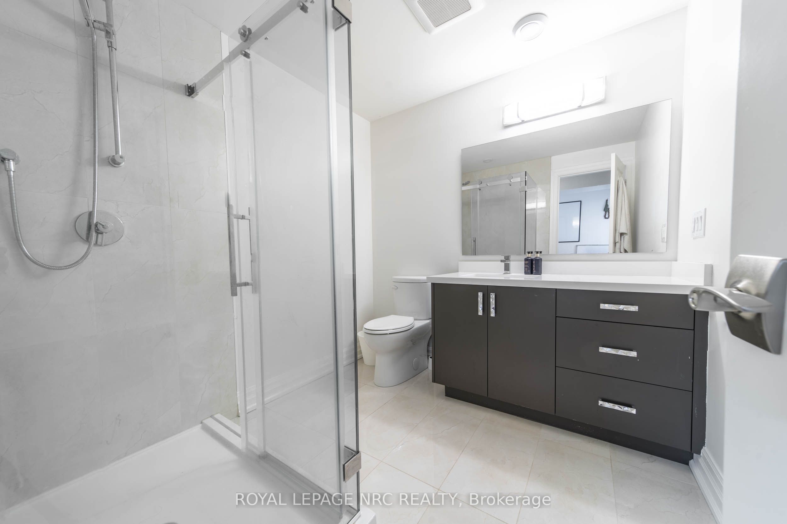 5 Autumn Avenue Property Photo 27