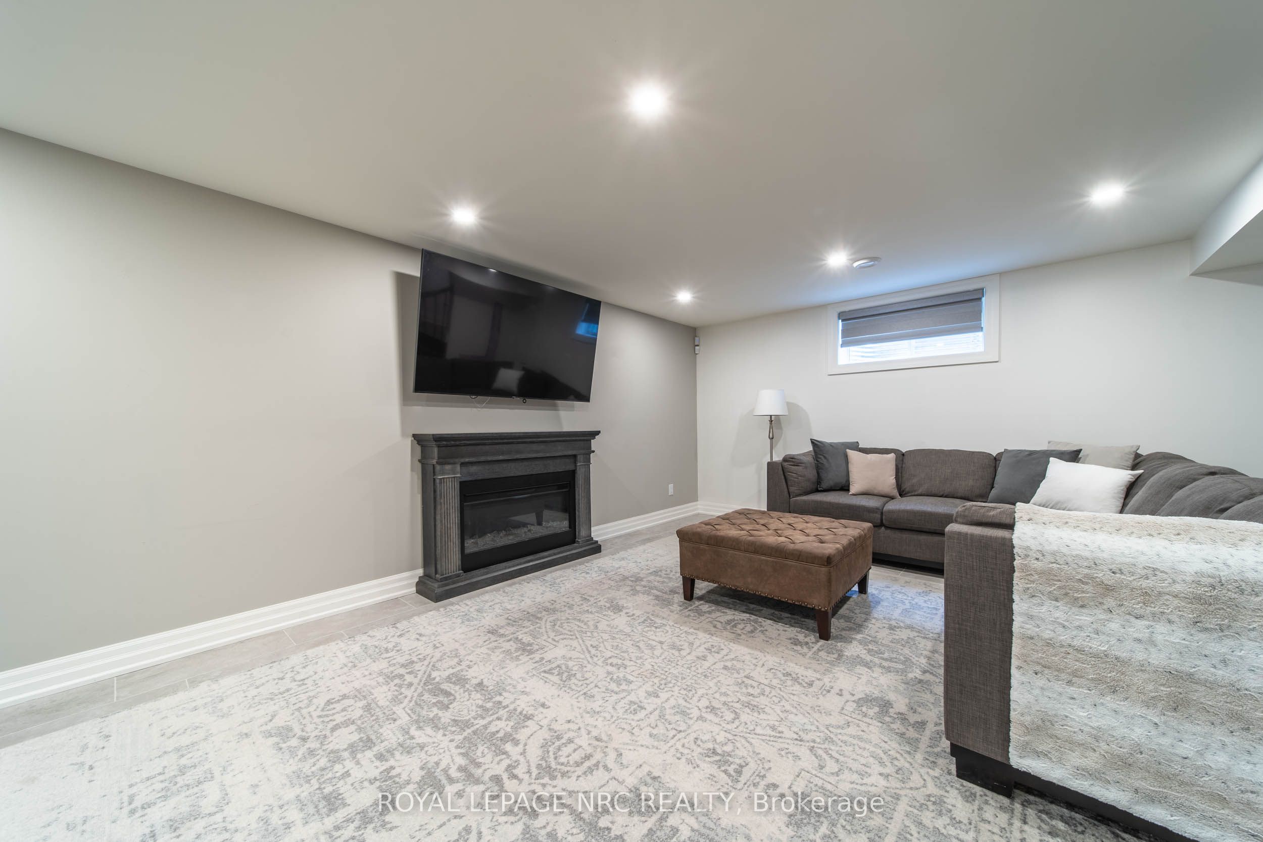 5 Autumn Avenue Property Photo 29