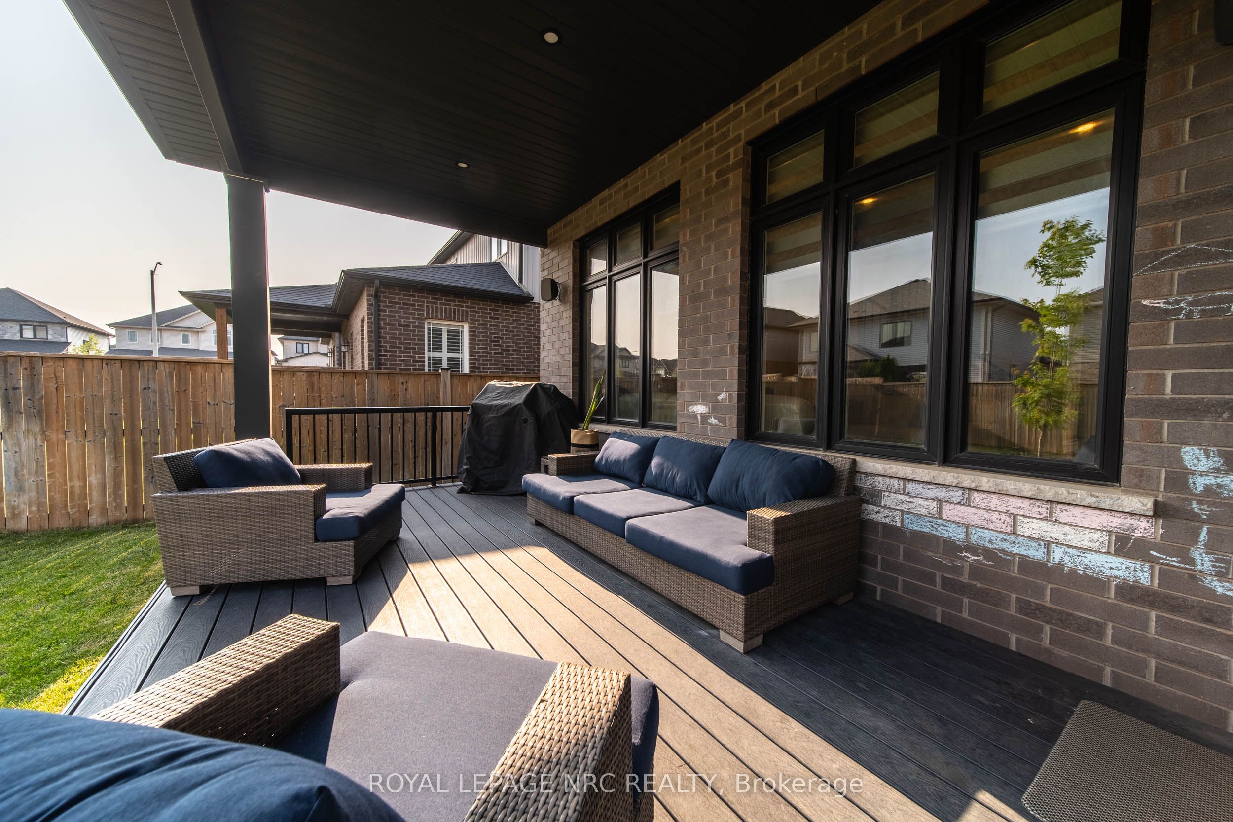 5 Autumn Avenue Property Photo 32