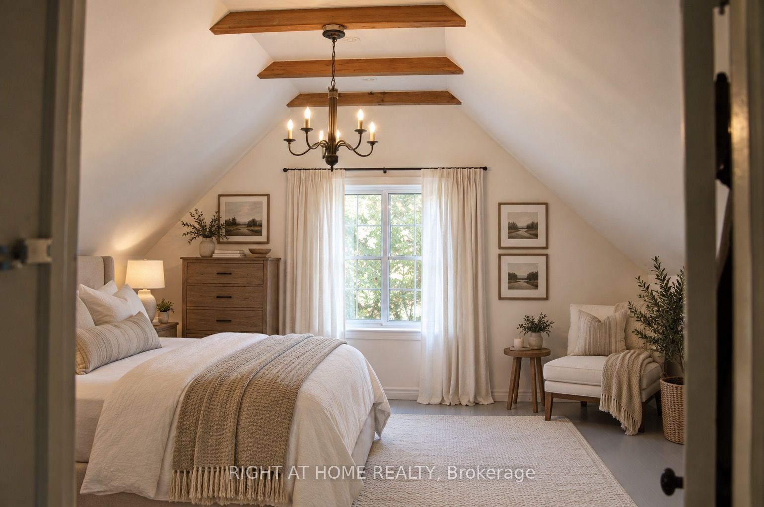 393 Canboro Road Property Photo 15