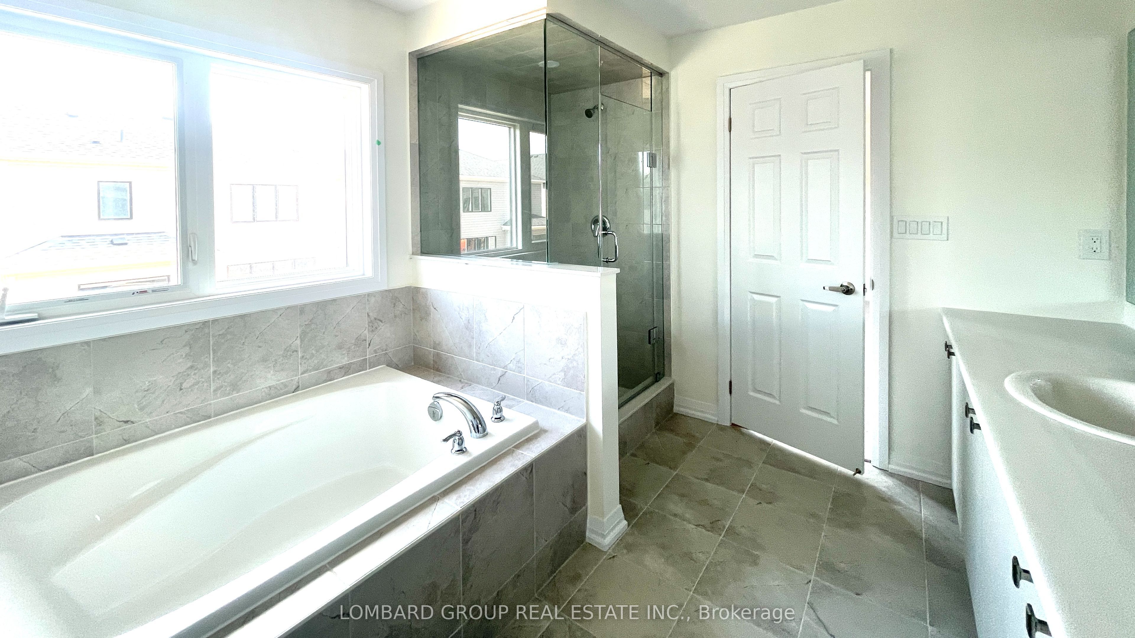 100 Lillian Way Property Photo 24