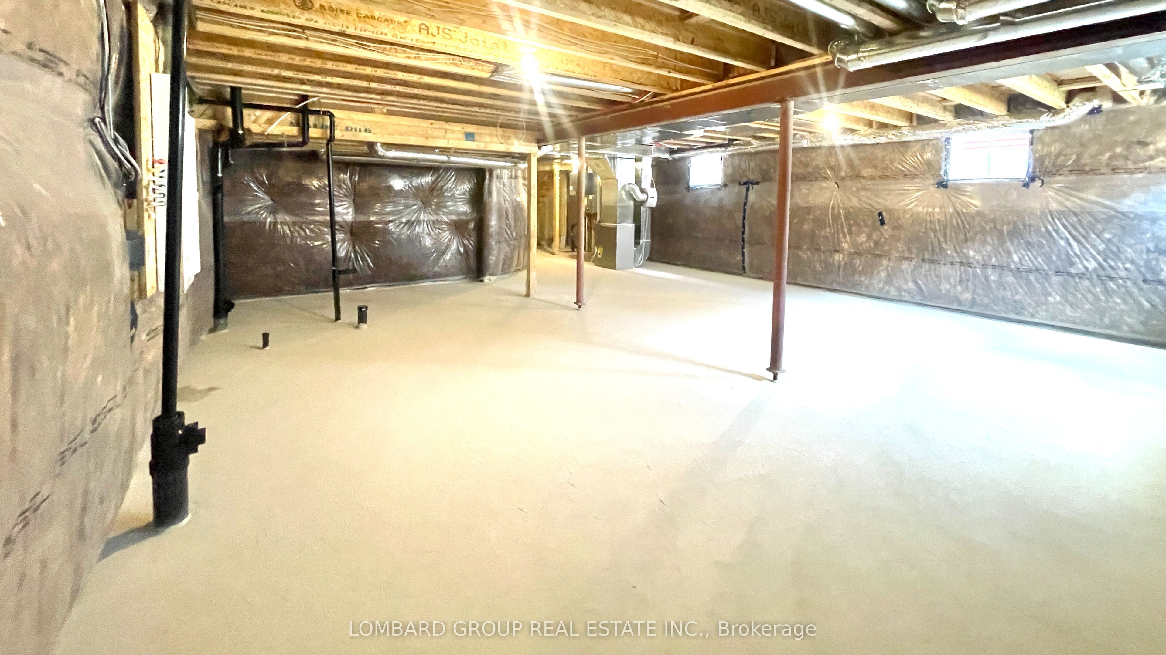 100 Lillian Way Property Photo 29