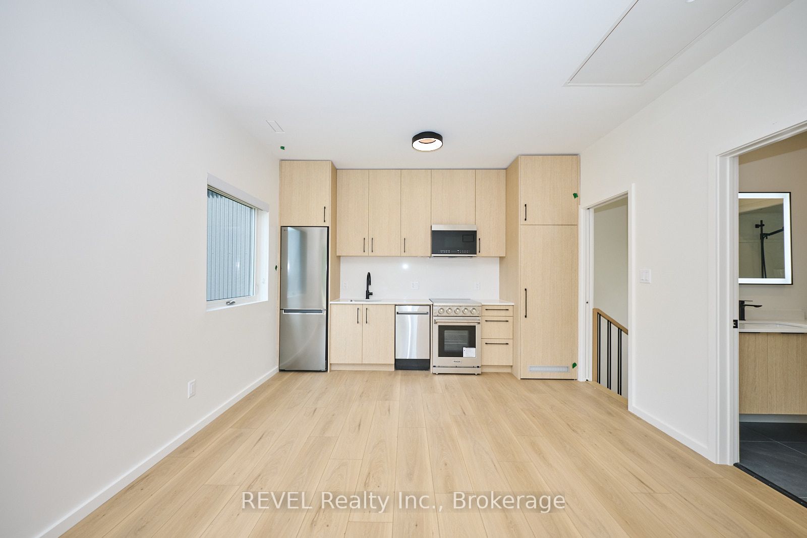 5361 Valley Way Unit 2 Property Photo 8