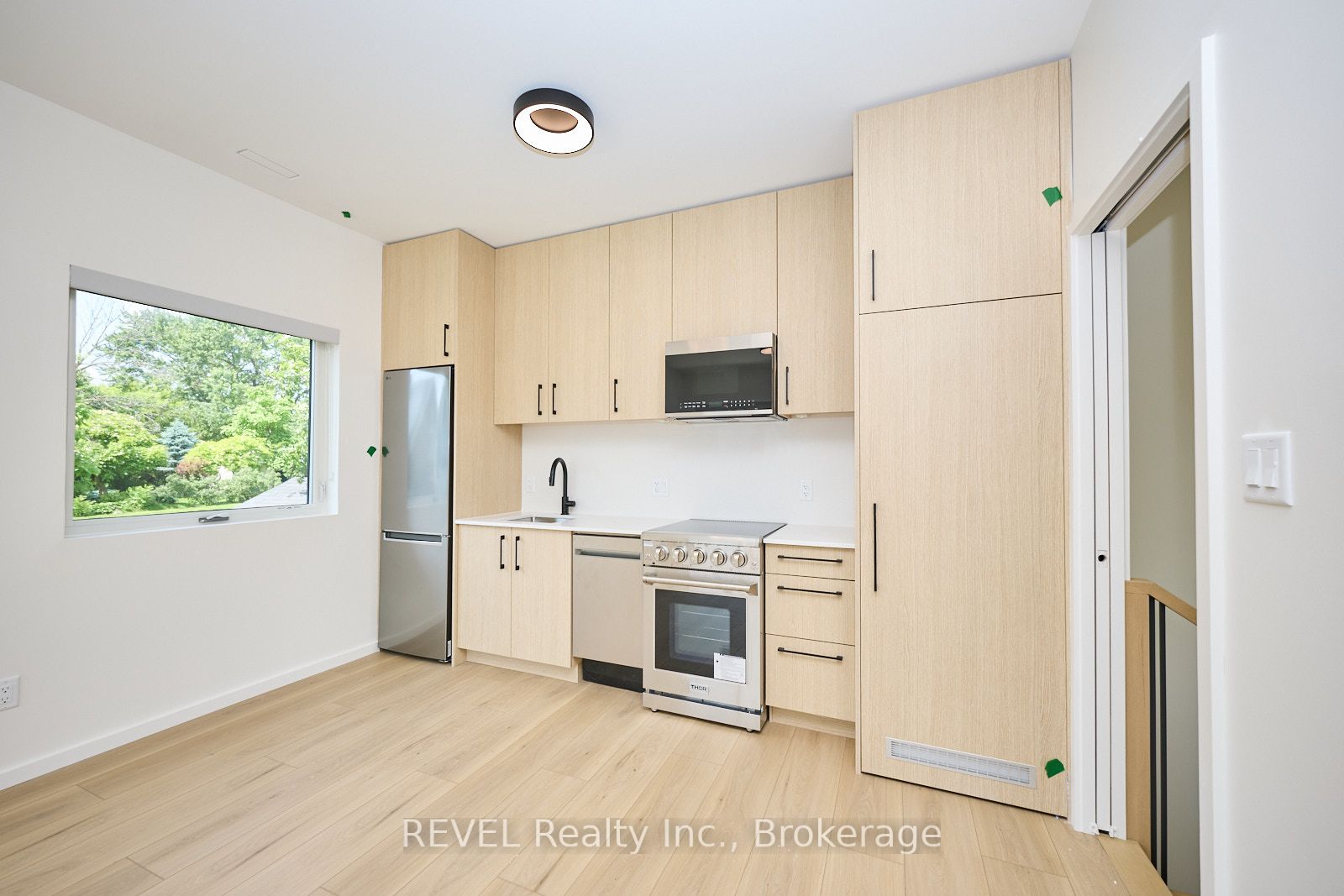 5361 Valley Way Unit 2 Property Photo 9