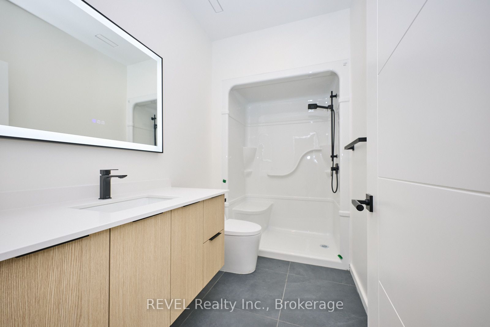 5361 Valley Way Unit 2 Property Photo 10