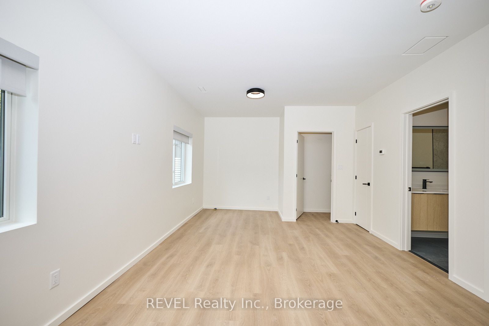 5361 Valley Way Unit 2 Property Photo 13