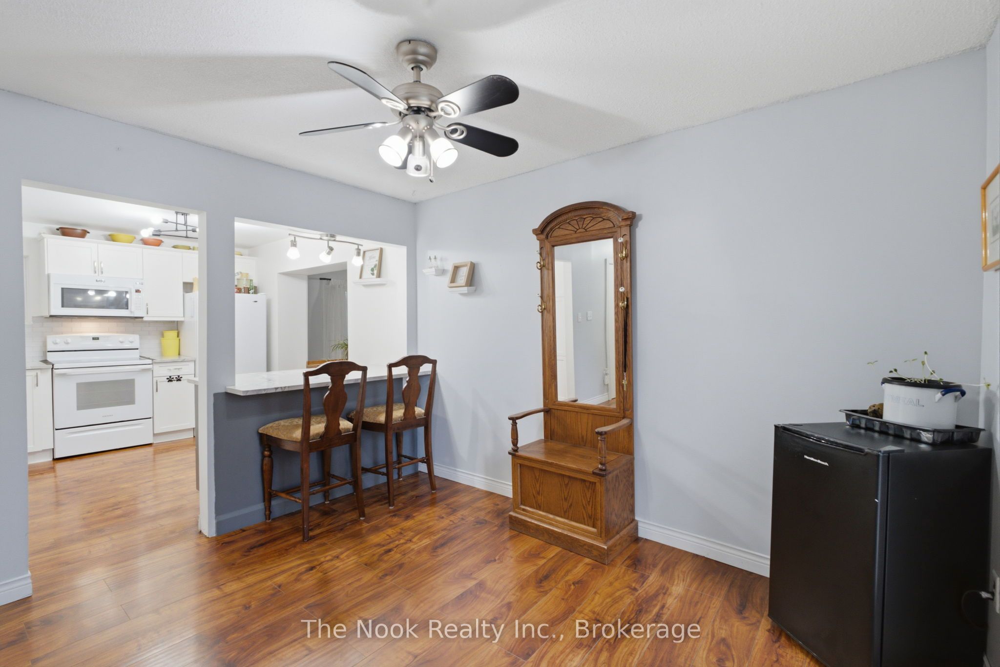 5203 Valleyview Crescent Property Photo 21