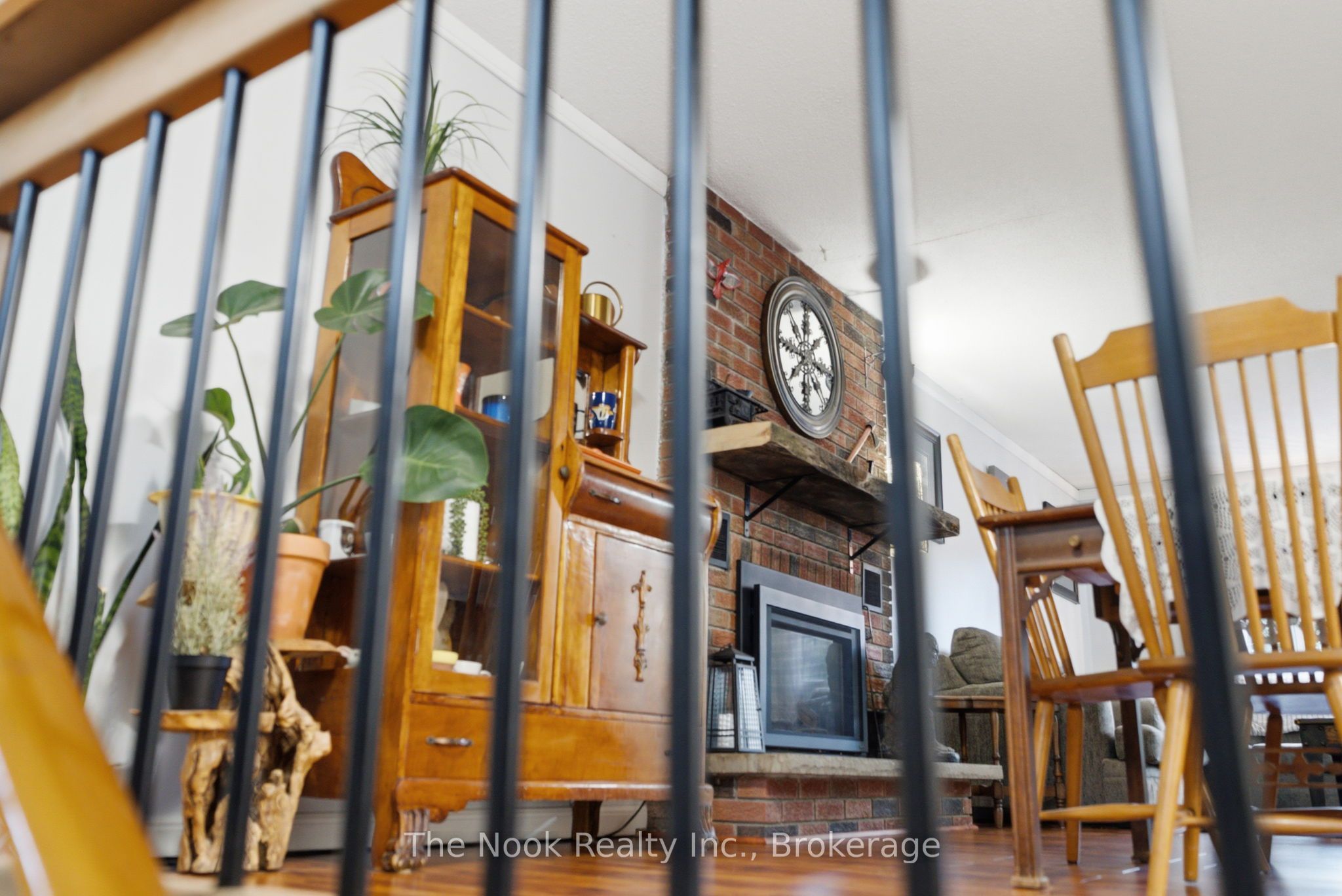 5203 Valleyview Crescent Property Photo 29