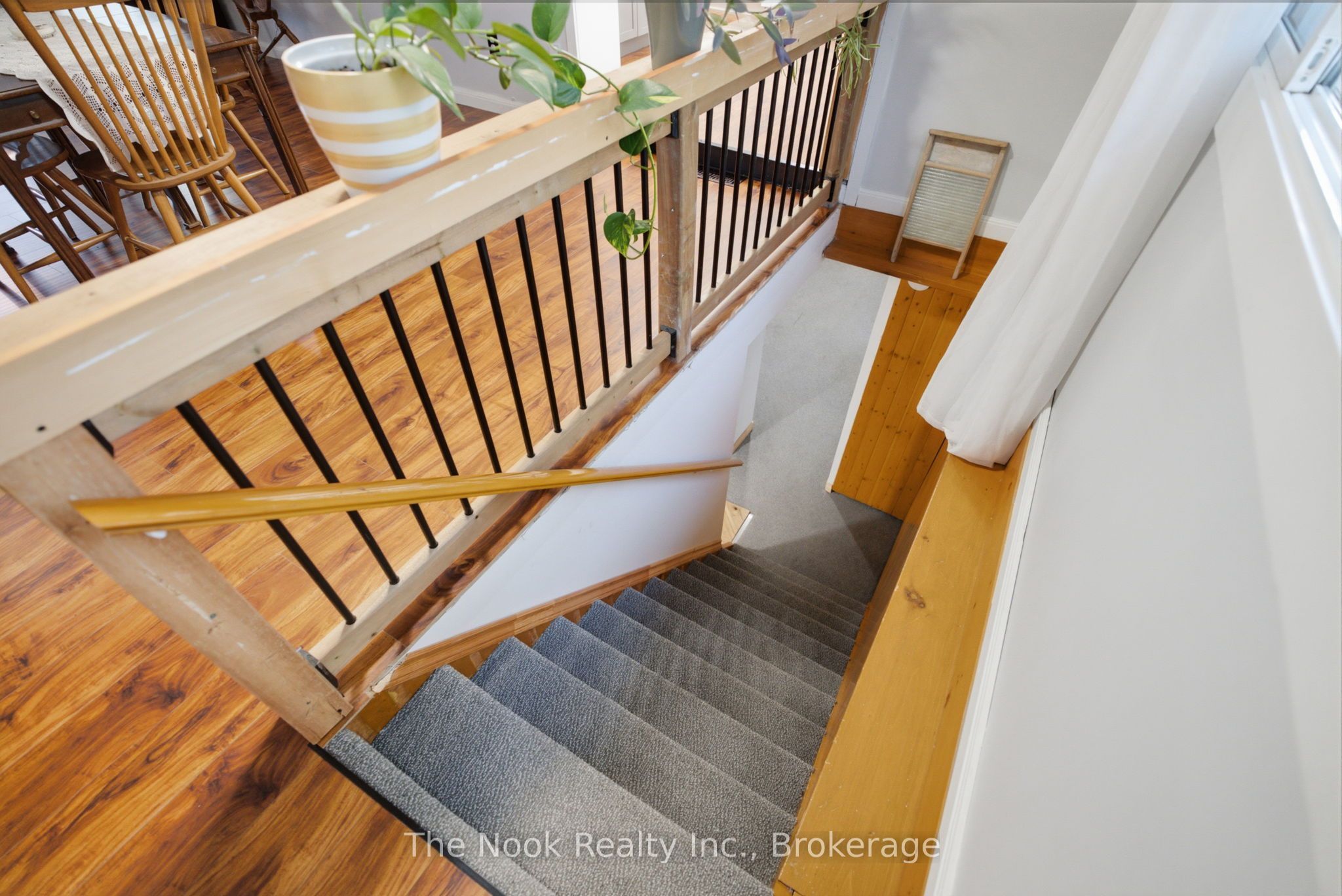 5203 Valleyview Crescent Property Photo 30