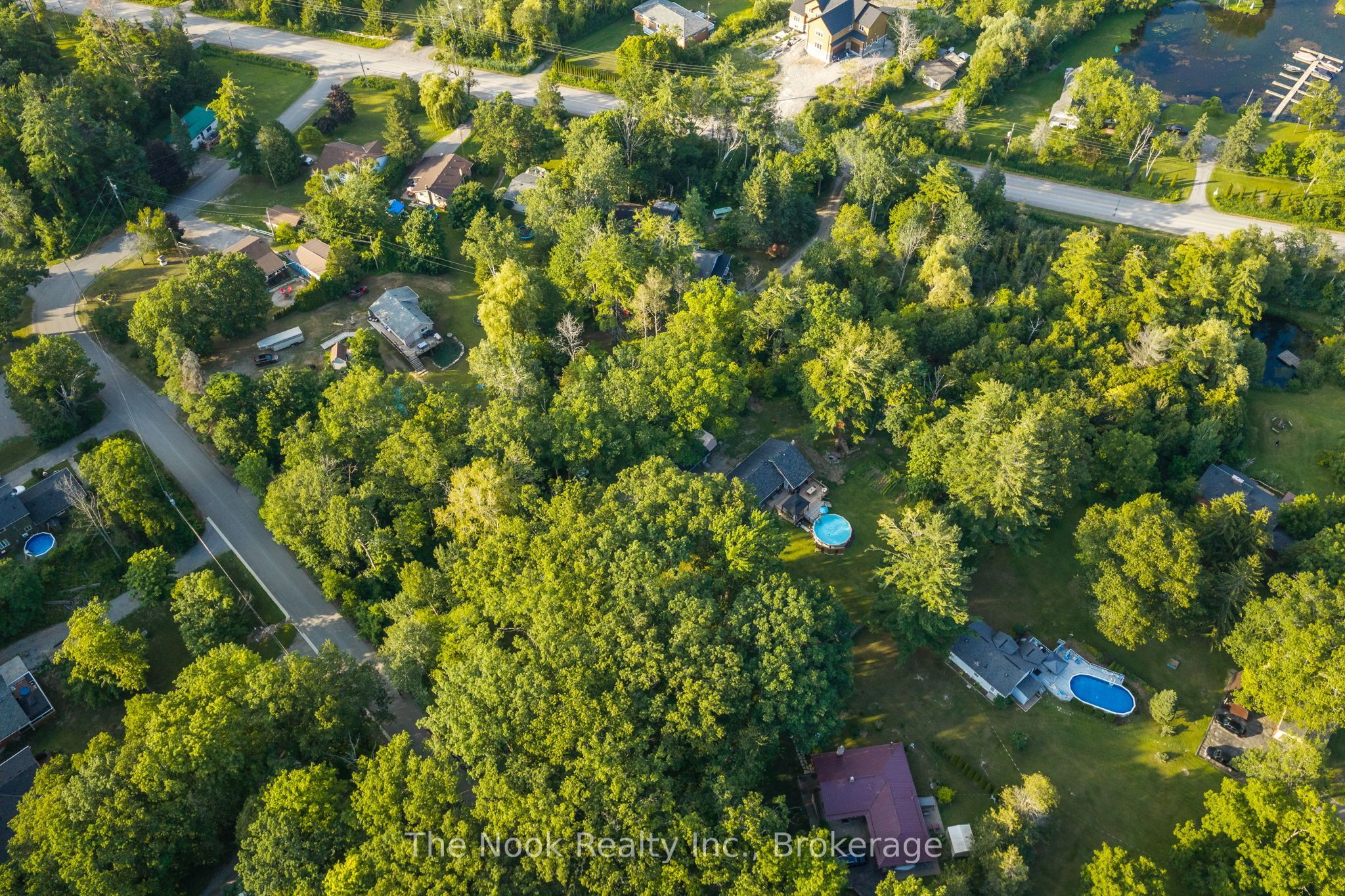 5203 Valleyview Crescent Property Photo 41