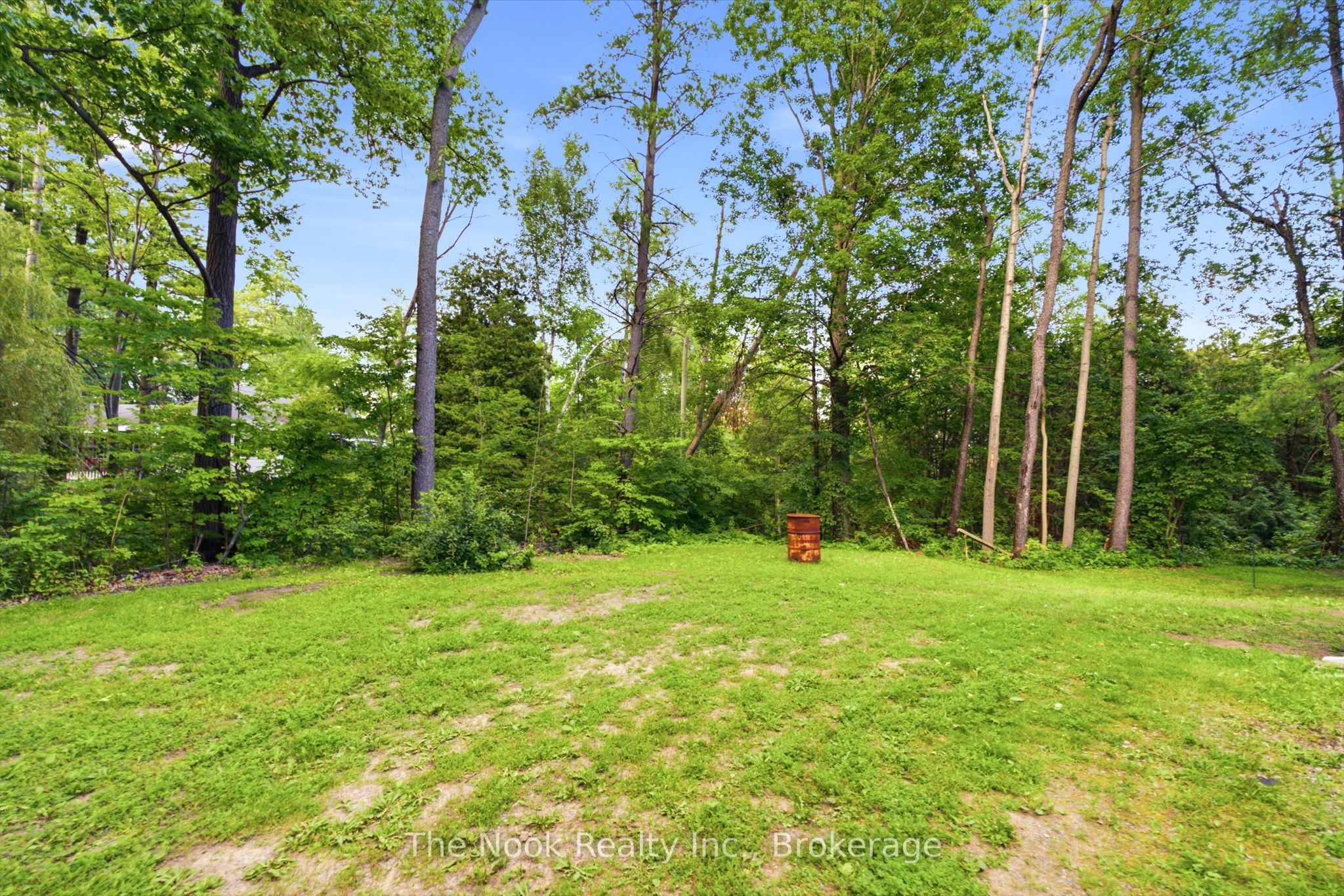 5203 Valleyview Crescent Property Photo 44