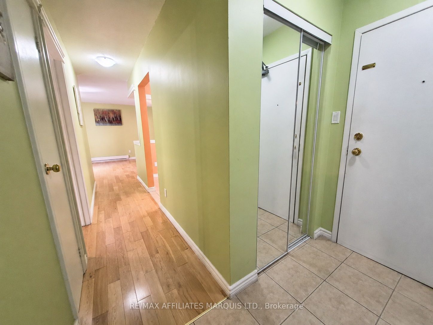 220 Kenyon Street W 302 Property Photo 9