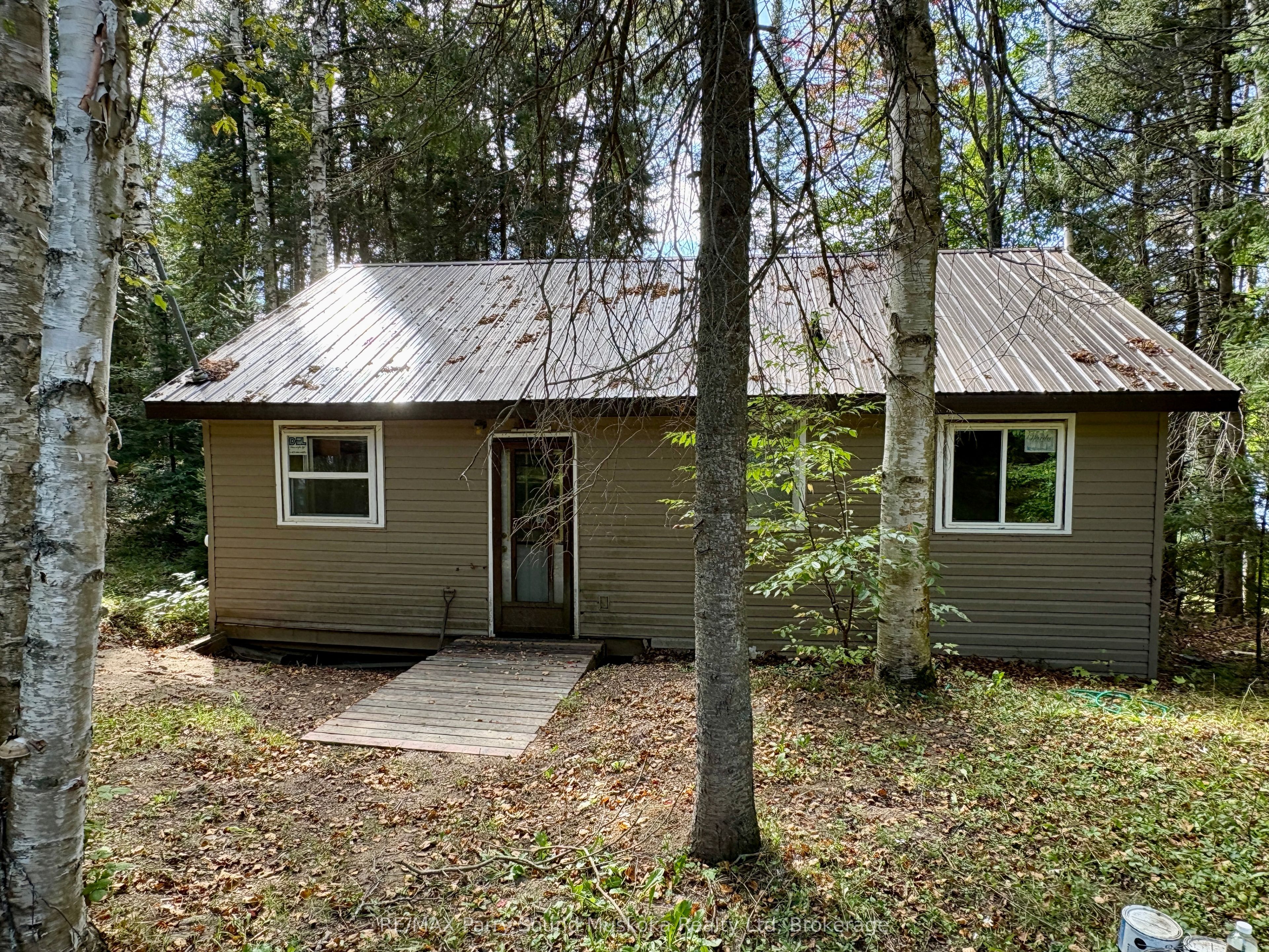 321 Pine Road Property Photo 1