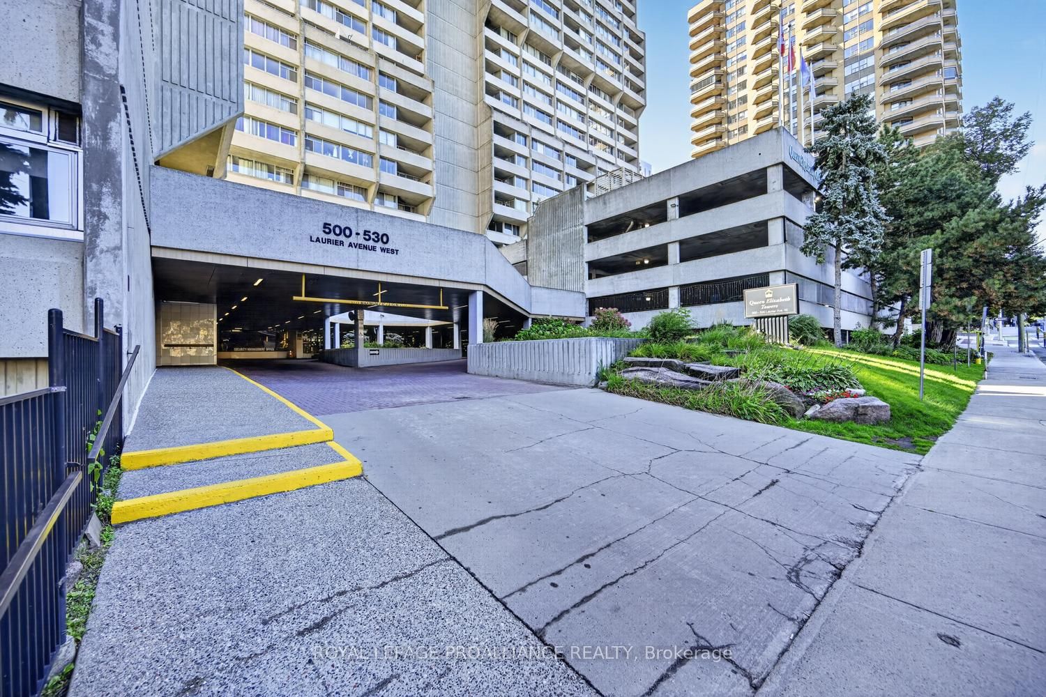 500 Laurier Avenue W 907 Property Photo 1