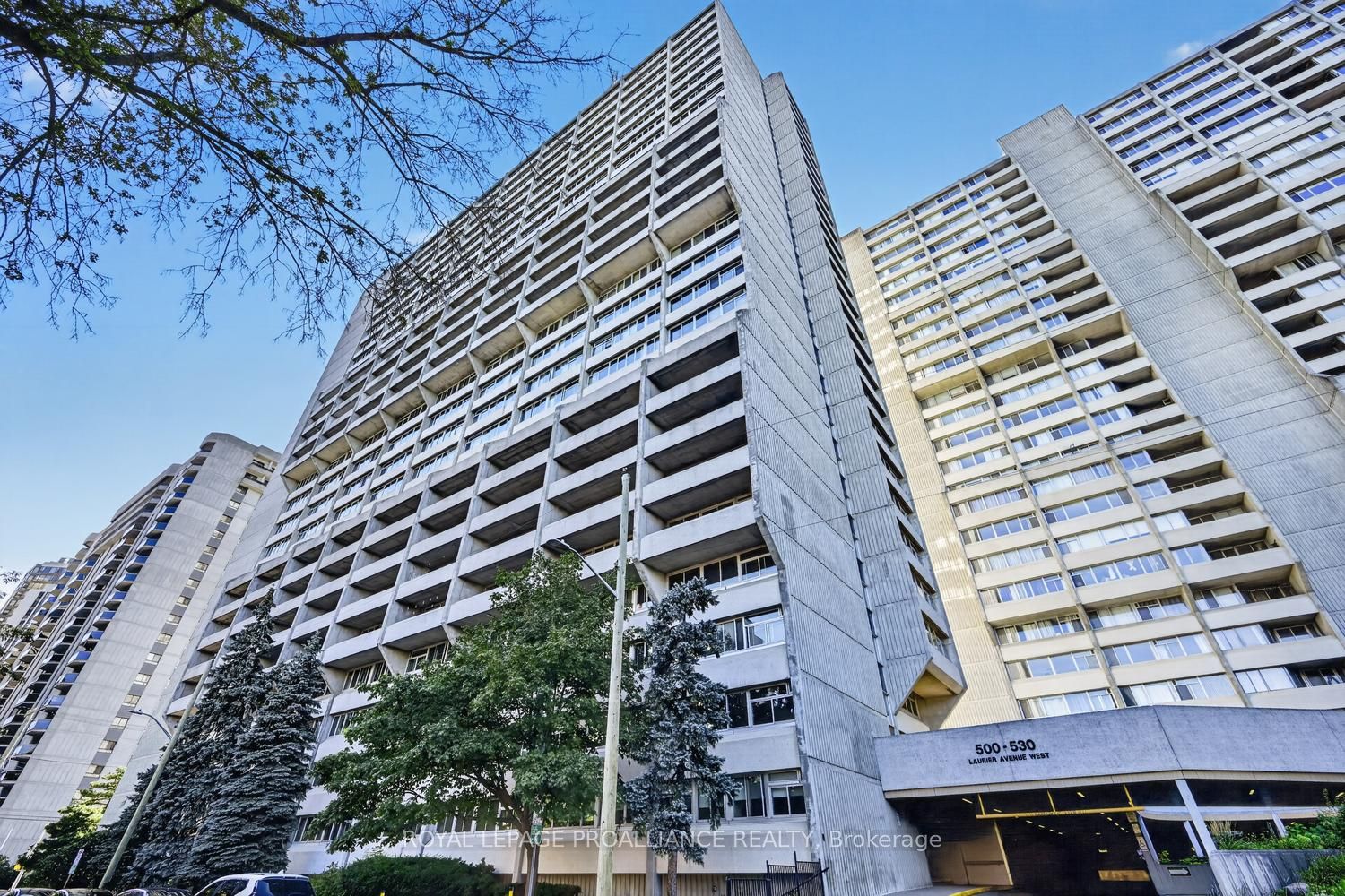 500 Laurier Avenue W 907 Property Photo 4