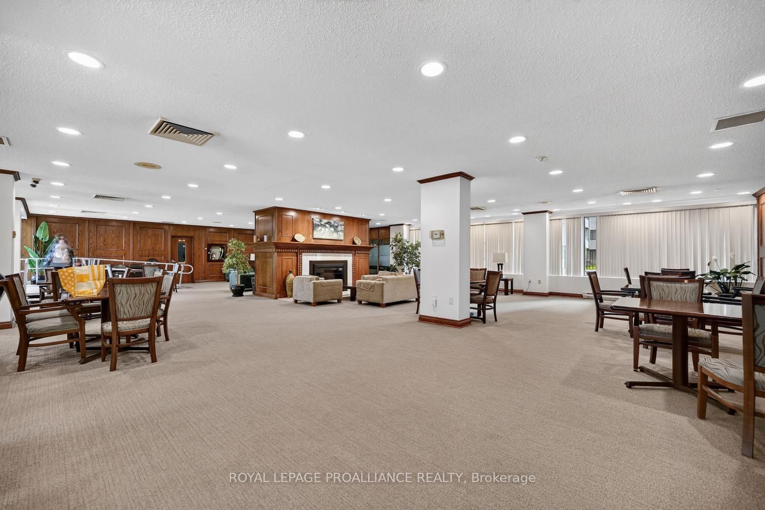 500 Laurier Avenue W 907 Property Photo 11