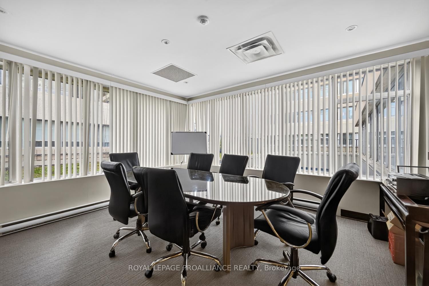 500 Laurier Avenue W 907 Property Photo 17