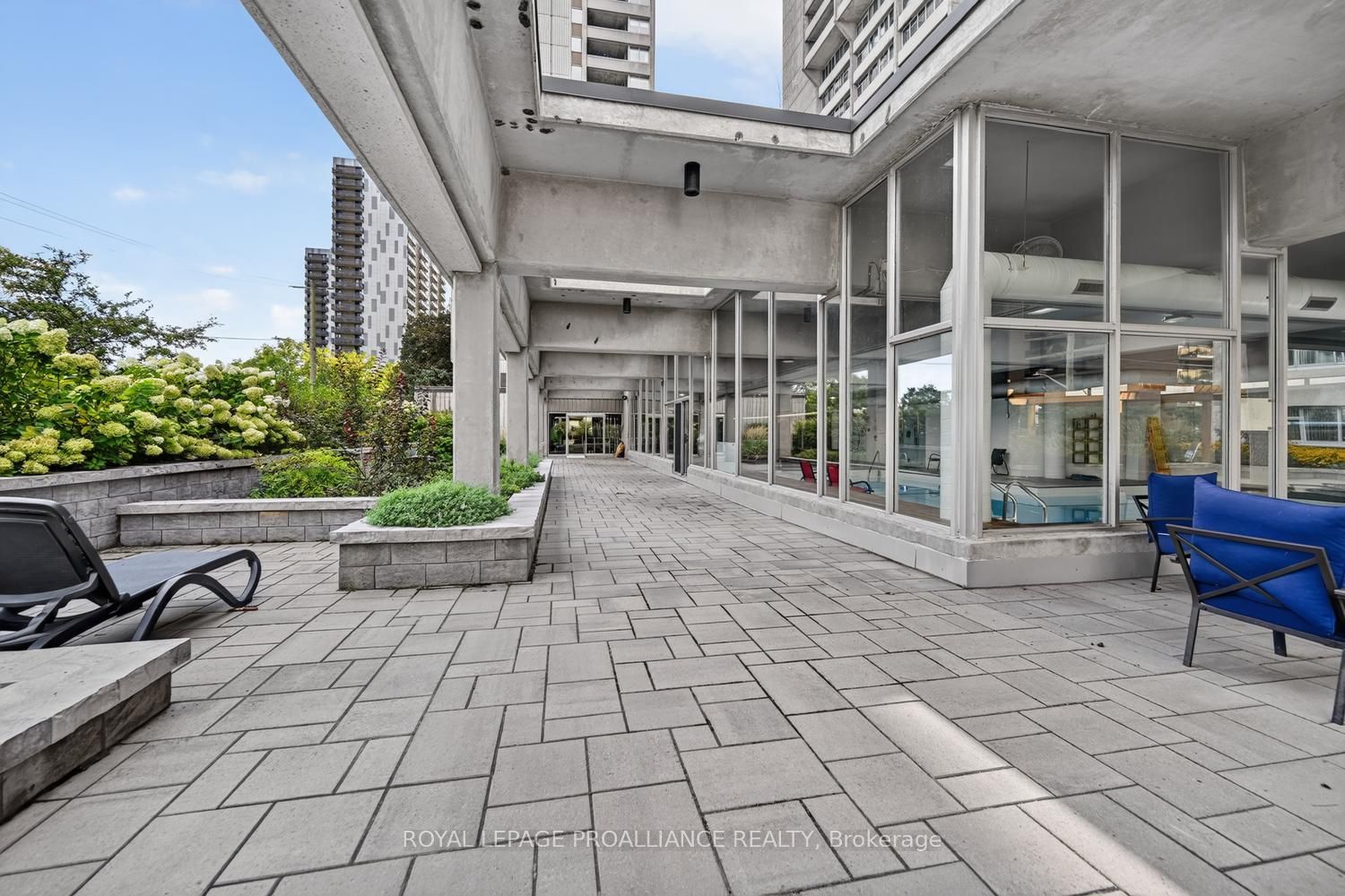 500 Laurier Avenue W 907 Property Photo 25