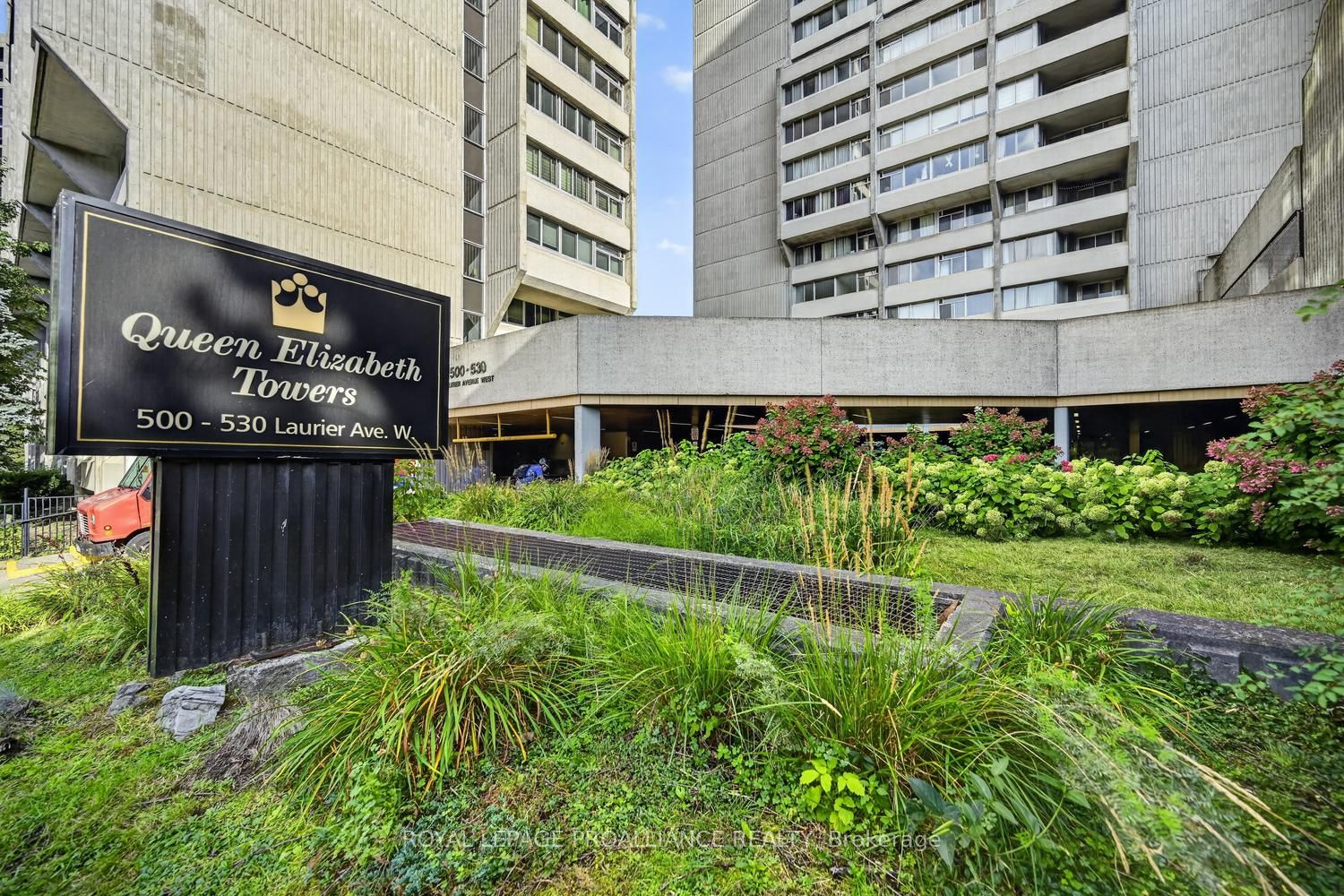 500 Laurier Avenue W 907 Property Photo 35