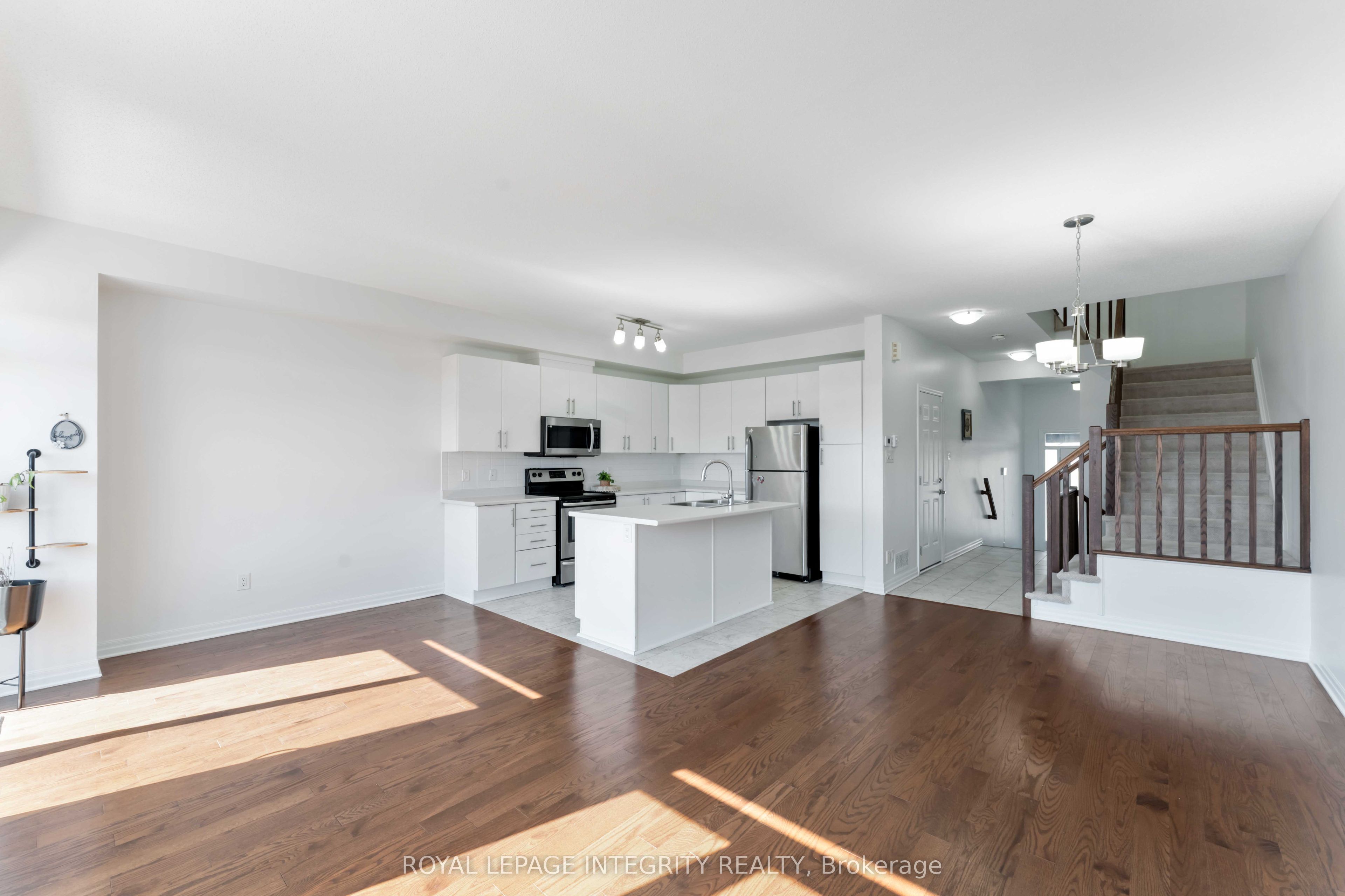 521 Rioja Street Property Photo 5