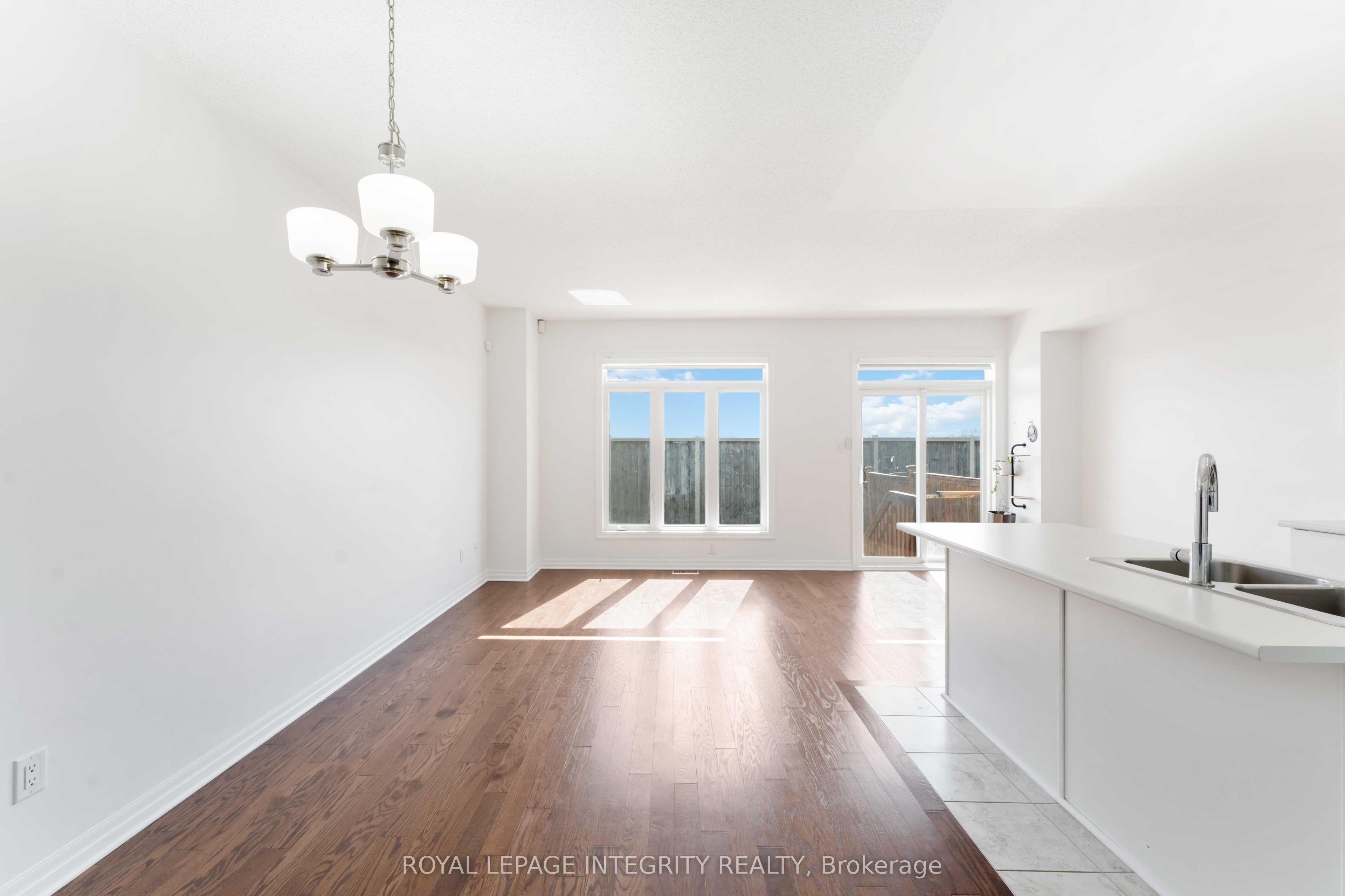 521 Rioja Street Property Photo 9