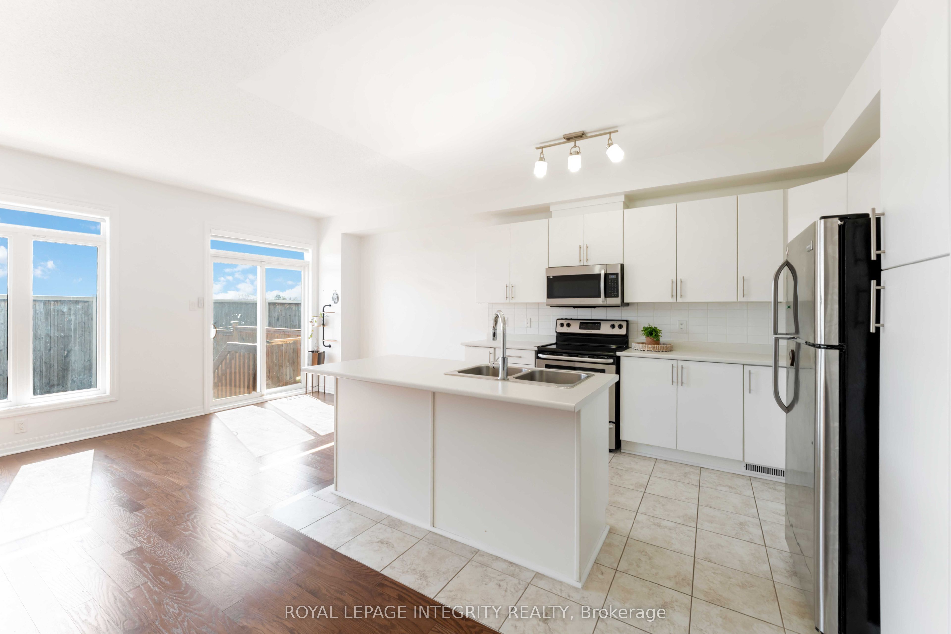 521 Rioja Street Property Photo 10