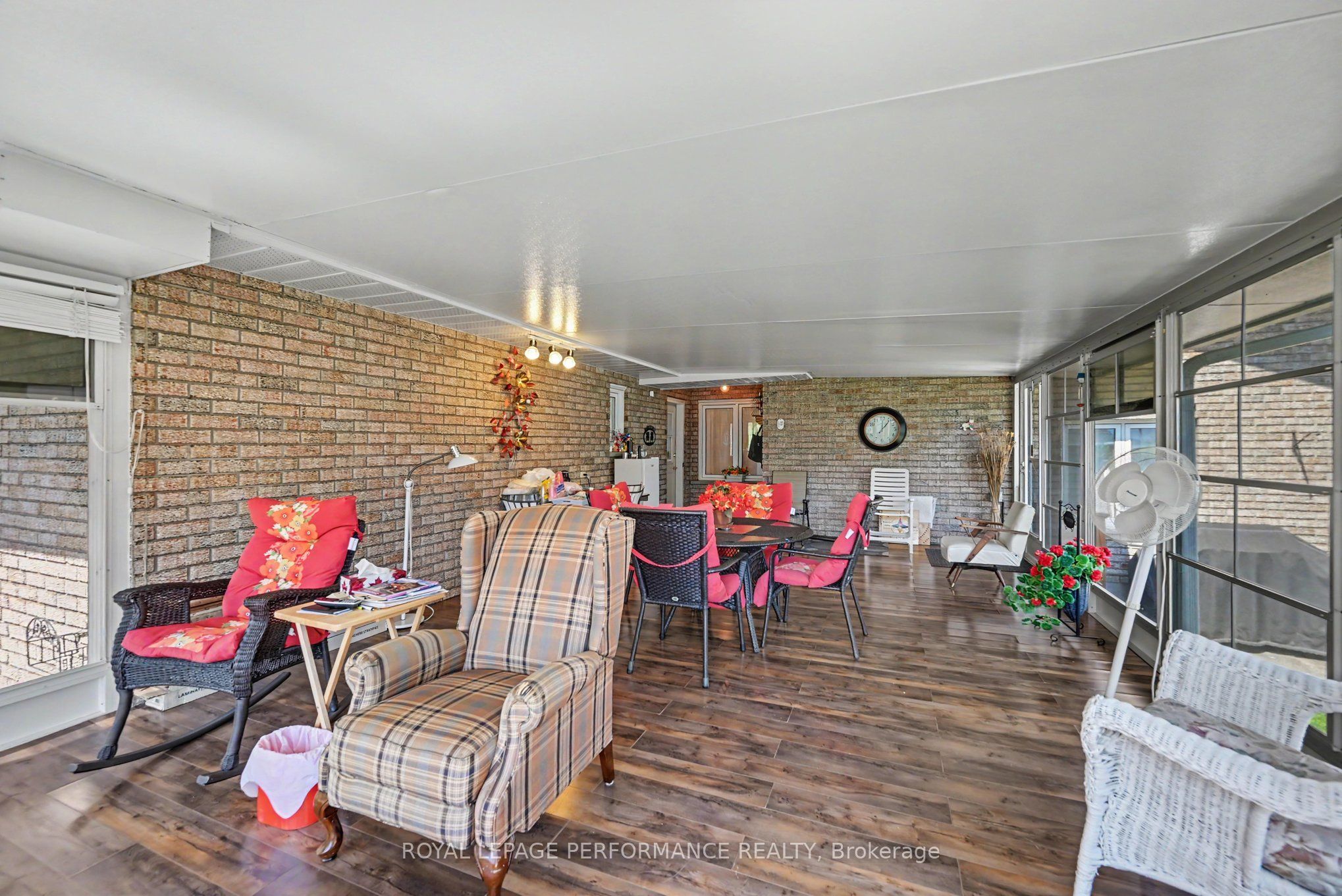 1401 Holy Cross Boulevard Property Photo 16
